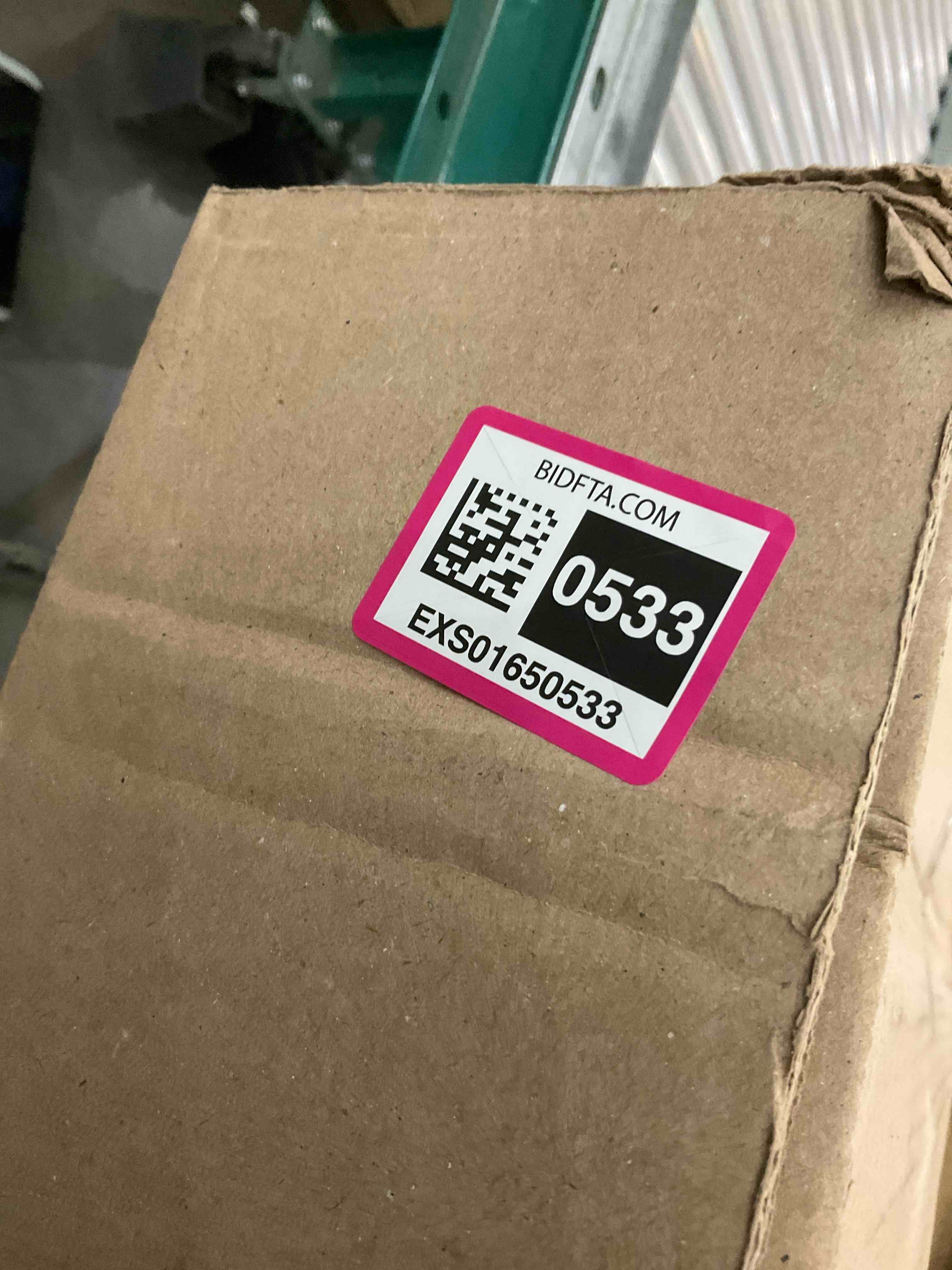 https://s3.amazonaws.com/lotting-images-prod/BargainHunt/EXS01650533_1719861194550.jpeg