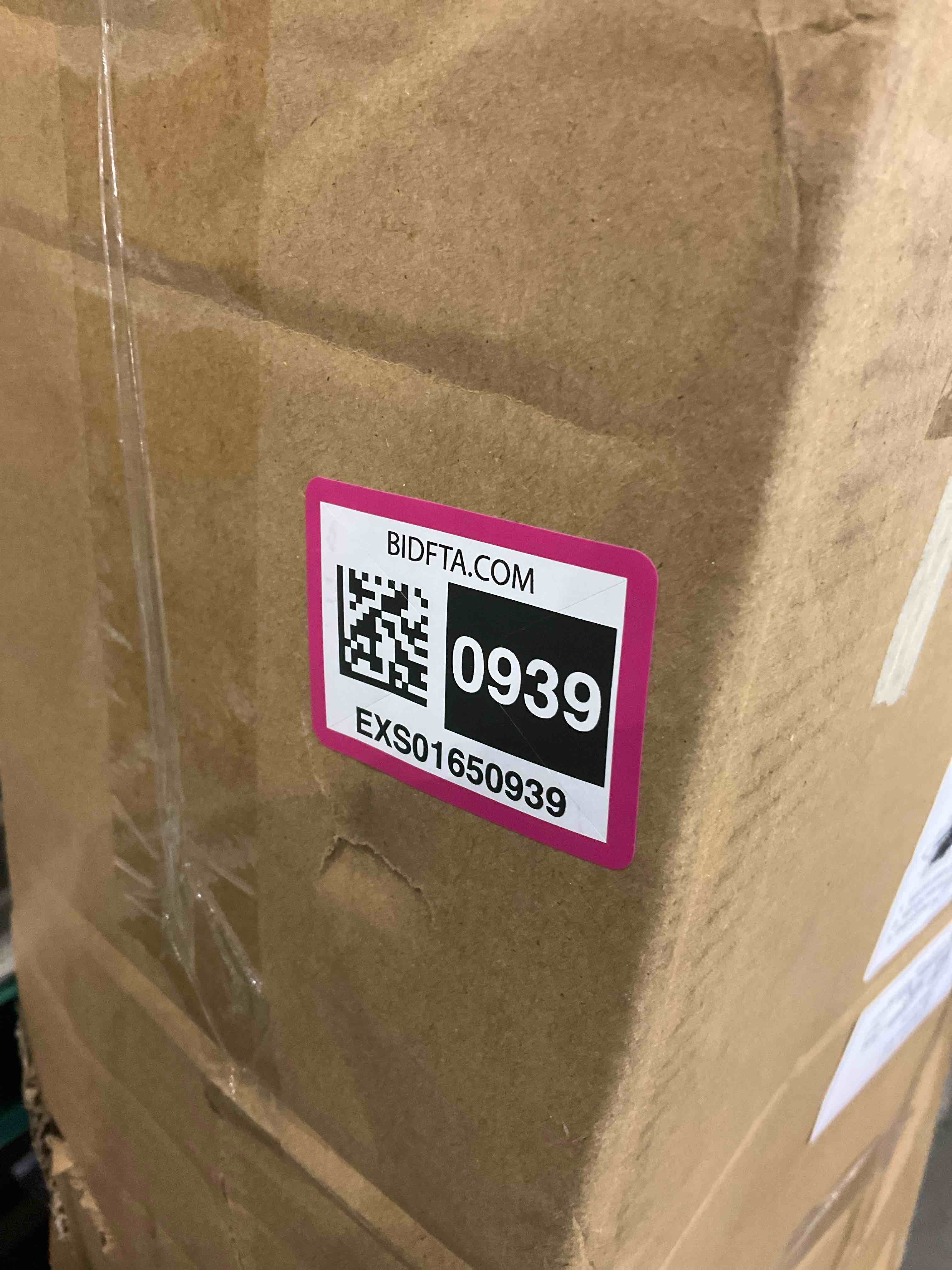 https://s3.amazonaws.com/lotting-images-prod/BargainHunt/EXS01650939_1720616030861.jpeg