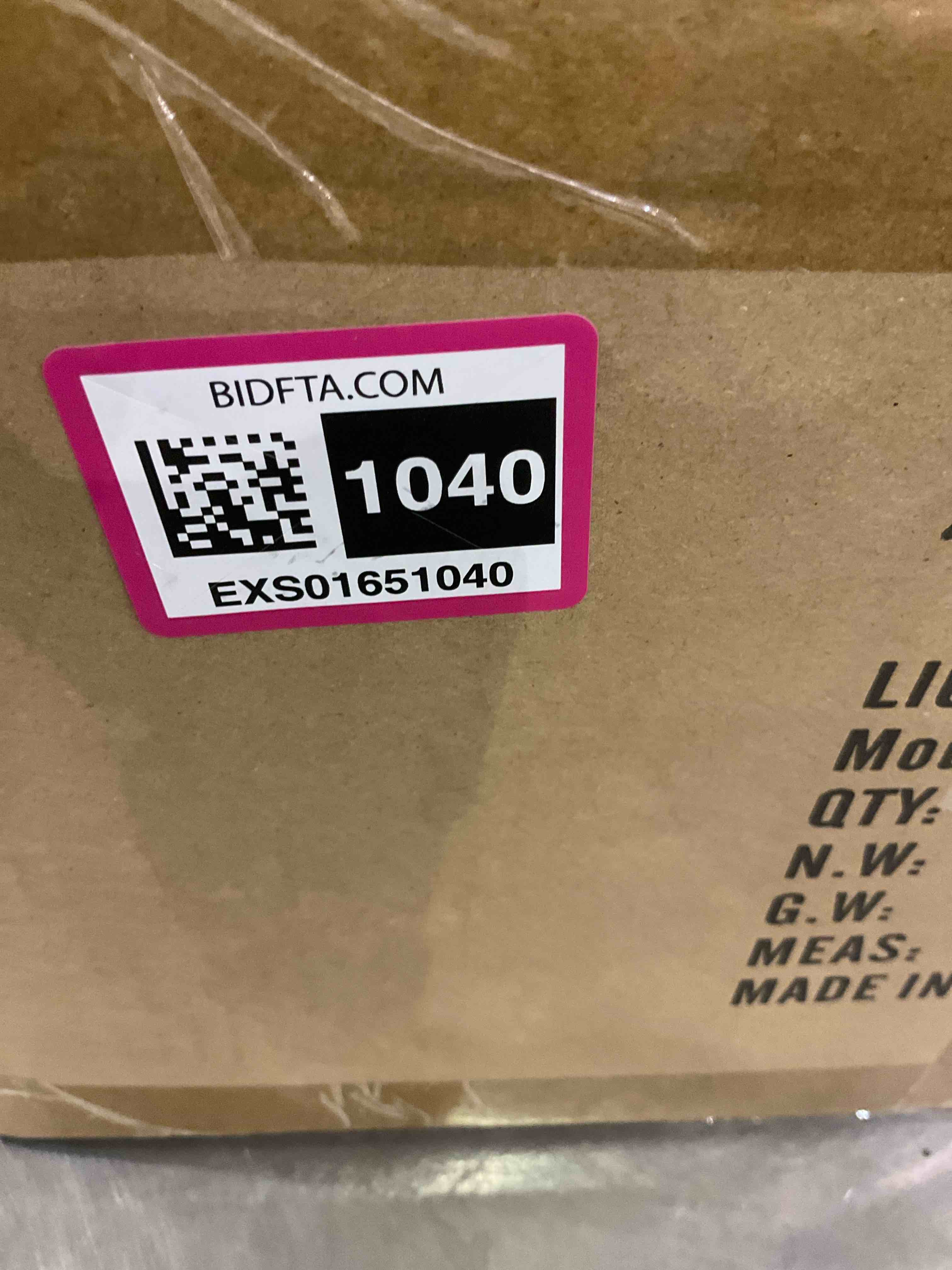 https://s3.amazonaws.com/lotting-images-prod/BargainHunt/EXS01651040_1721043770726.jpeg