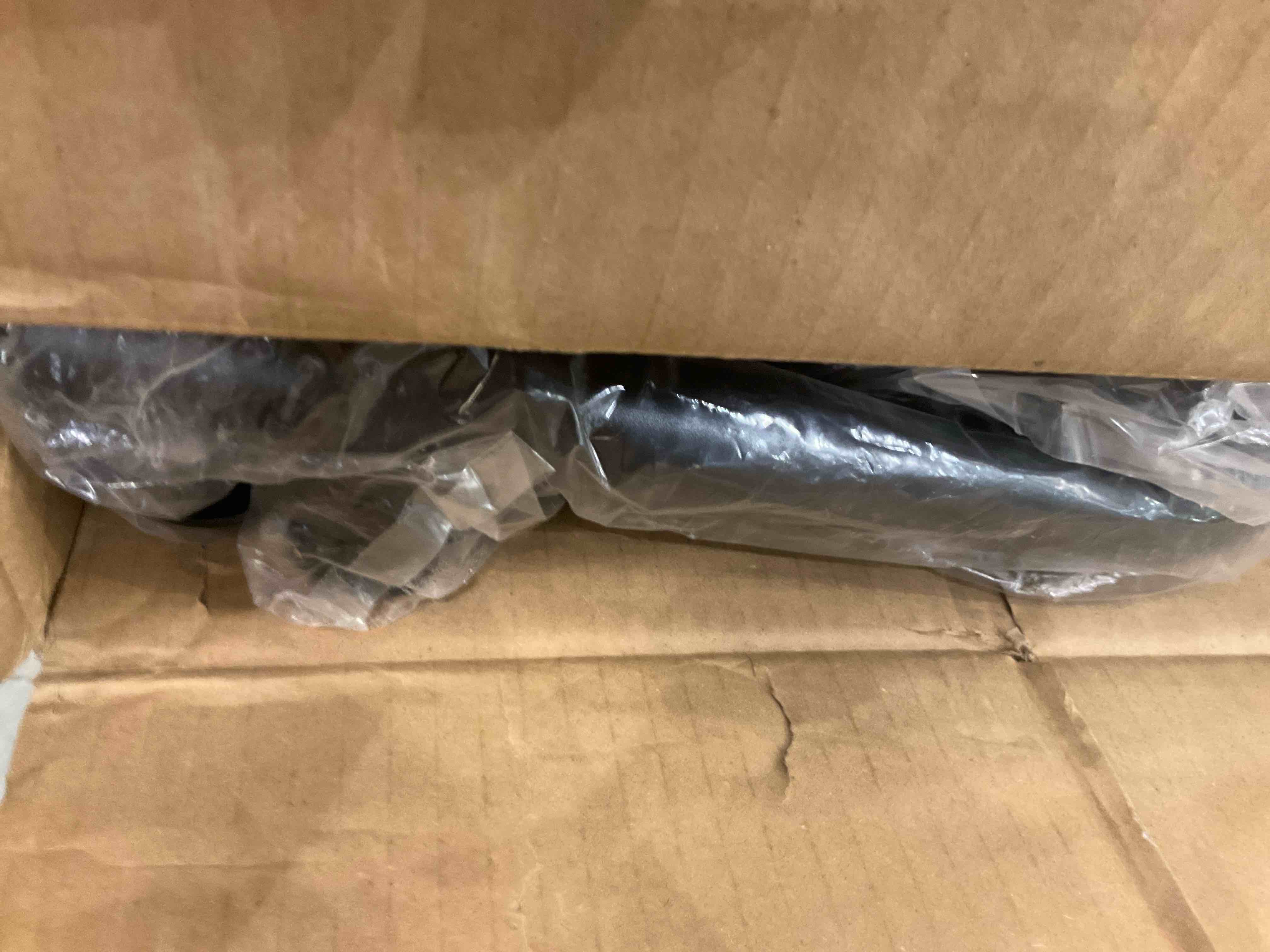 https://s3.amazonaws.com/lotting-images-prod/BargainHunt/EXS01651242_1721151420988.jpeg