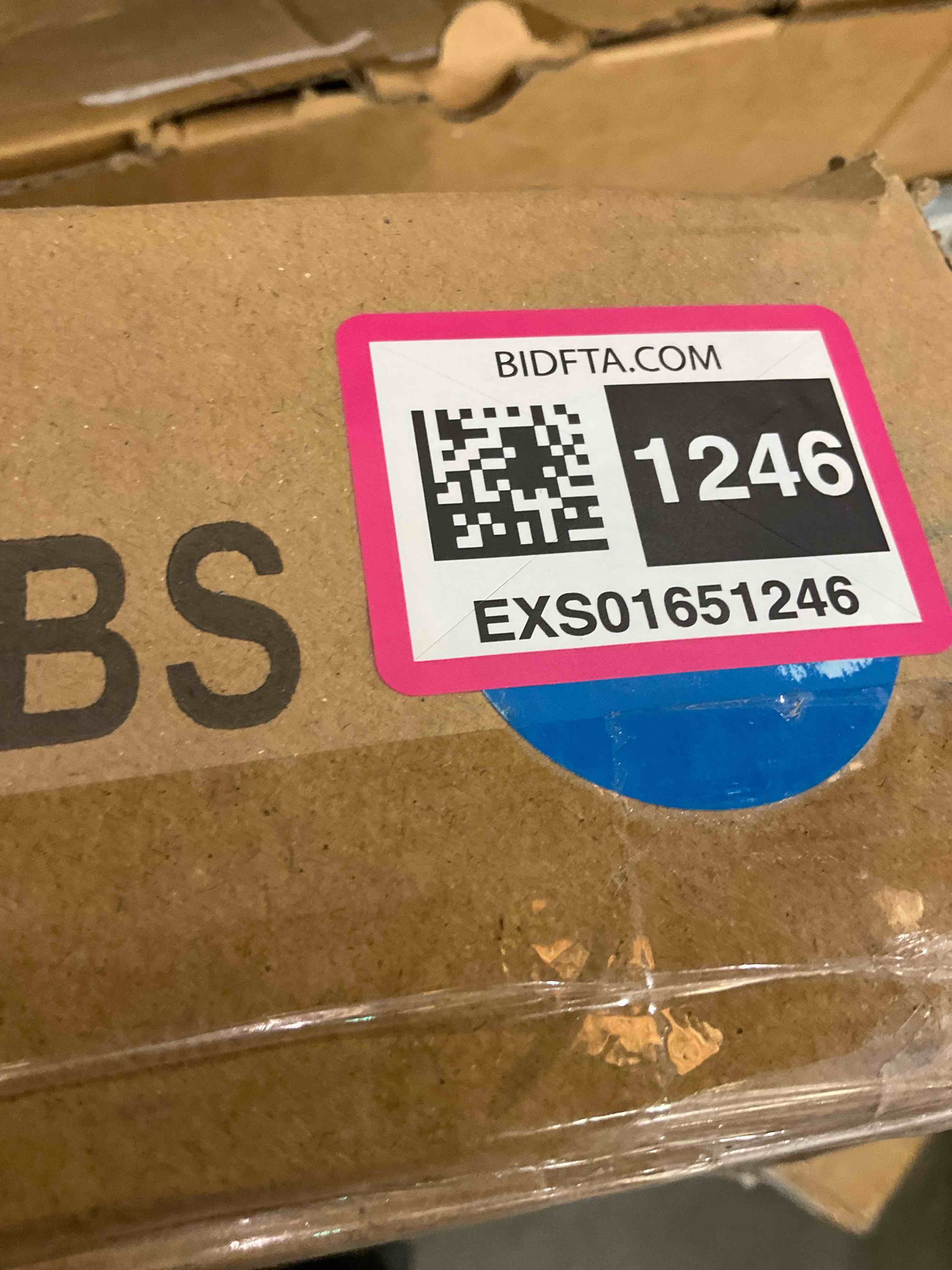 https://s3.amazonaws.com/lotting-images-prod/BargainHunt/EXS01651246_1721152342071.jpeg