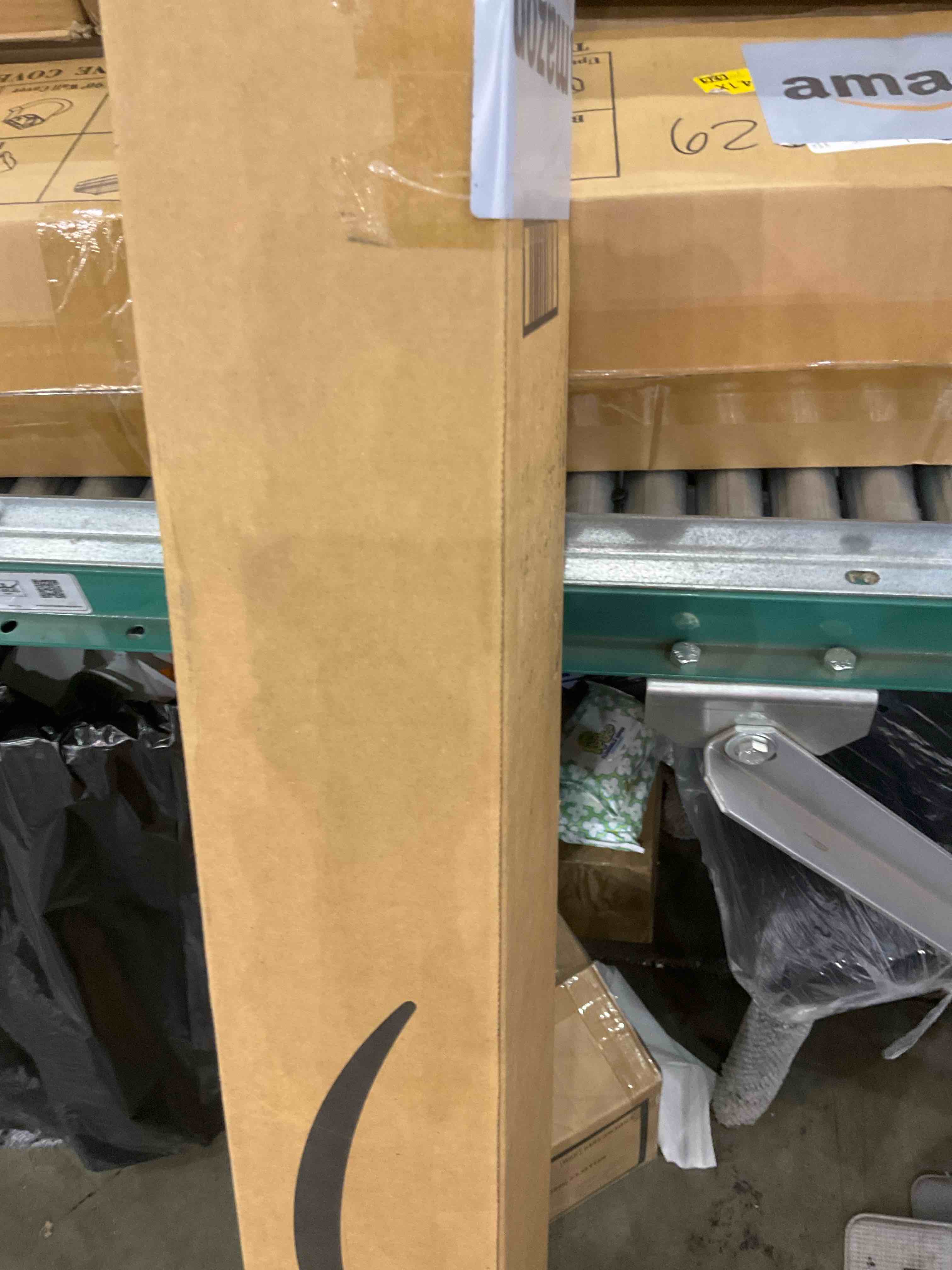 https://s3.amazonaws.com/lotting-images-prod/BargainHunt/EXS01651285_1721217230734.jpeg