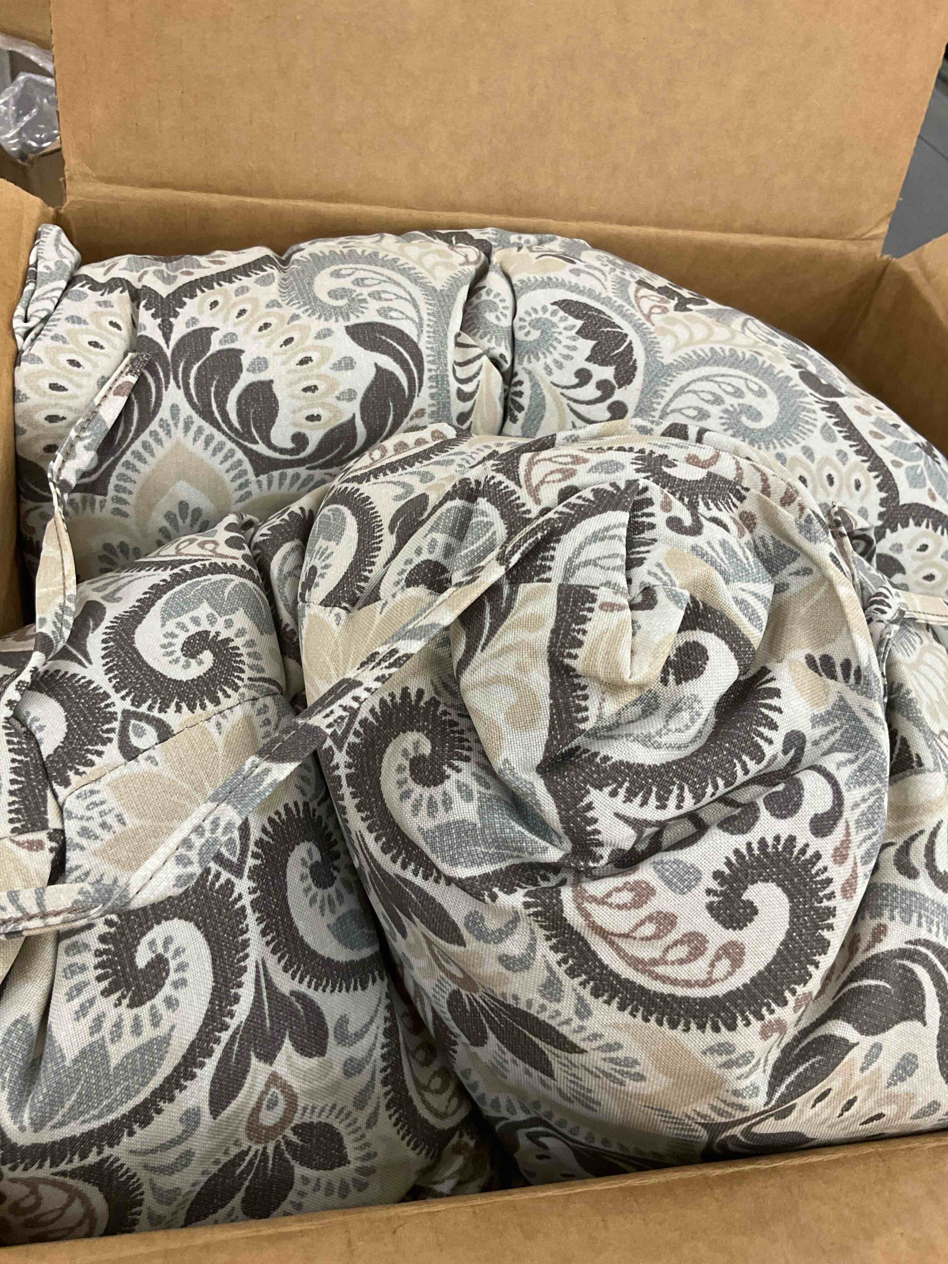https://s3.amazonaws.com/lotting-images-prod/BargainHunt/EXS01651412_1721328441967.jpeg