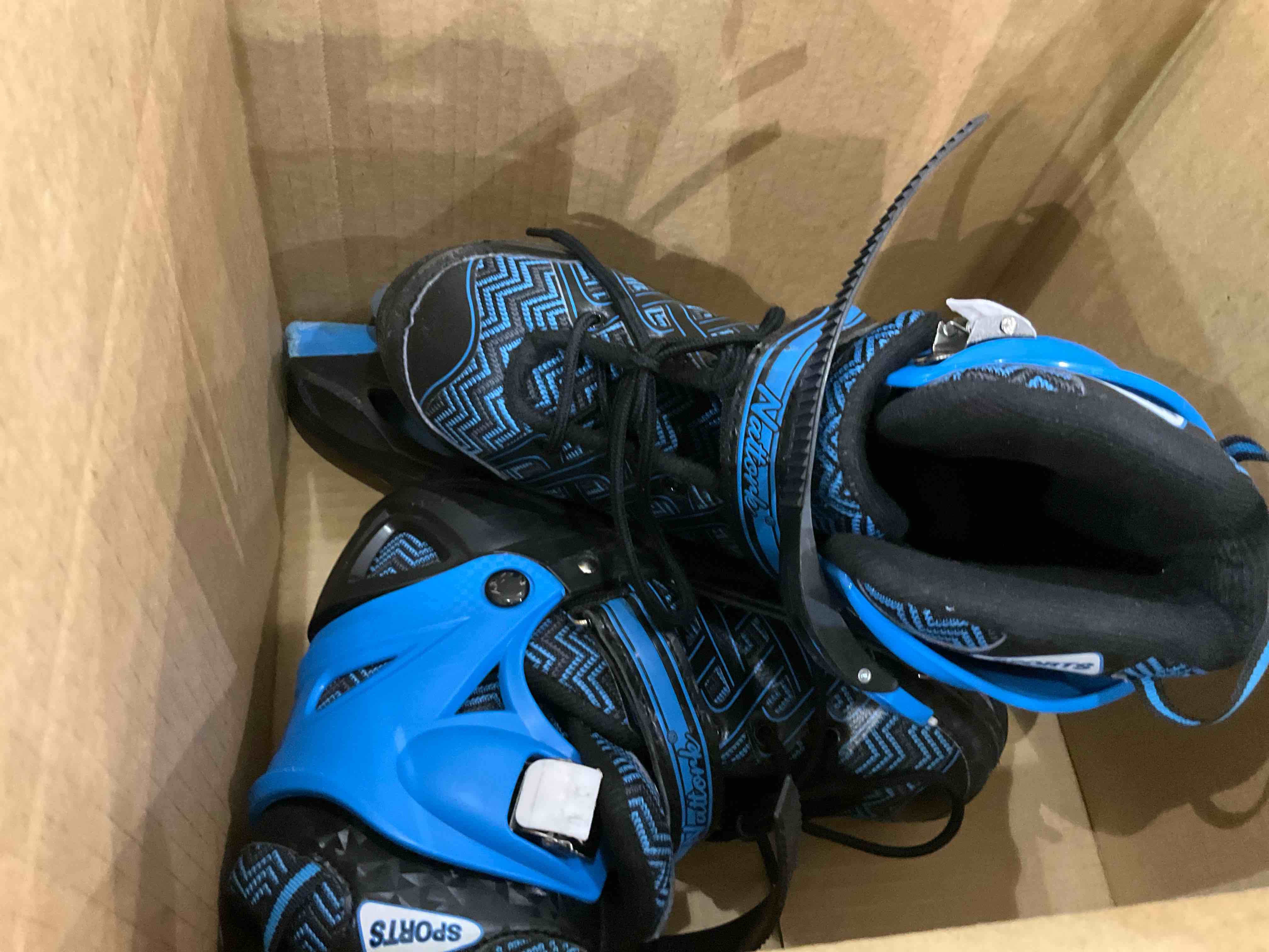 https://s3.amazonaws.com/lotting-images-prod/BargainHunt/EXS01651490_1721733994638.jpeg
