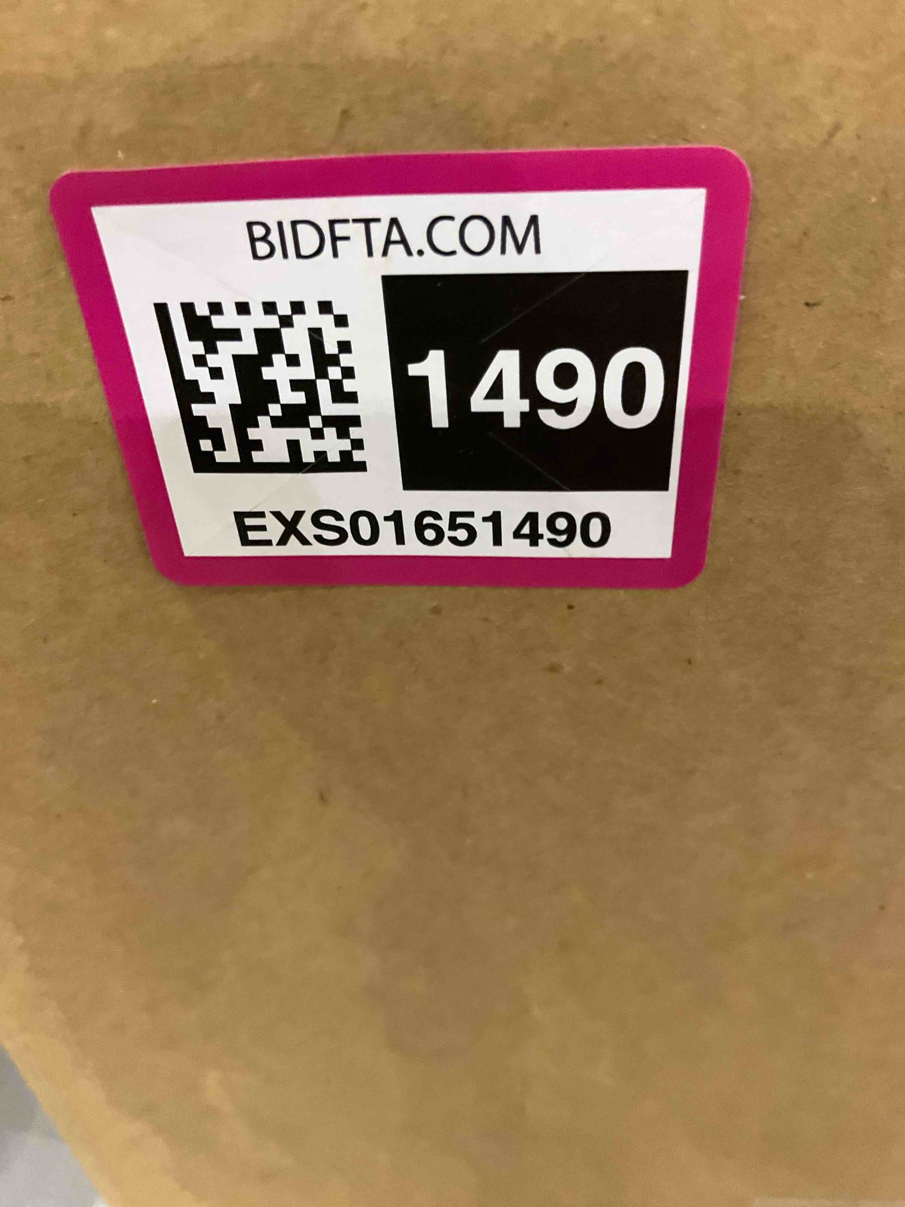 https://s3.amazonaws.com/lotting-images-prod/BargainHunt/EXS01651490_1721734080306.jpeg