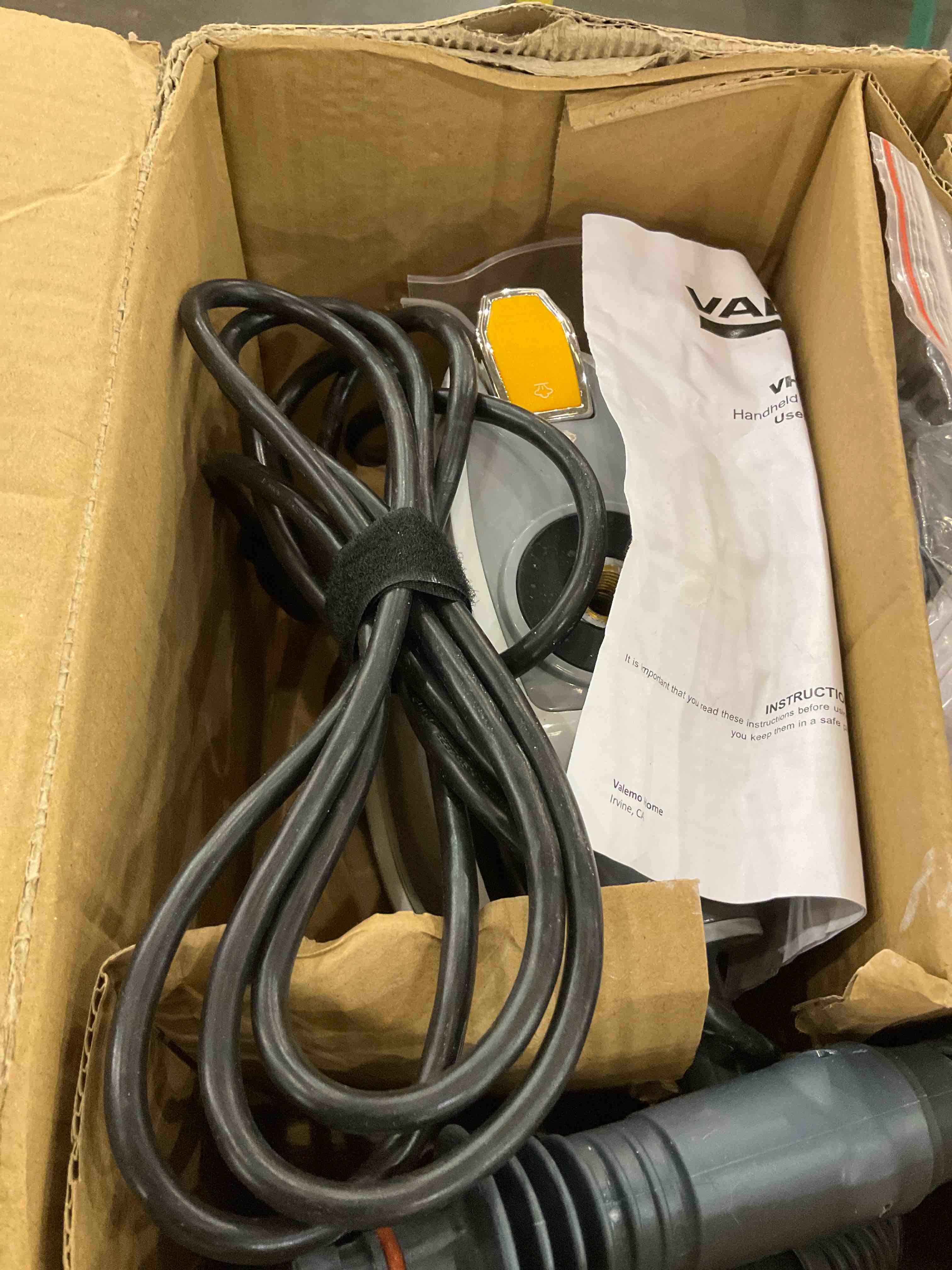 https://s3.amazonaws.com/lotting-images-prod/BargainHunt/EXS01652109_1719497222530.jpeg