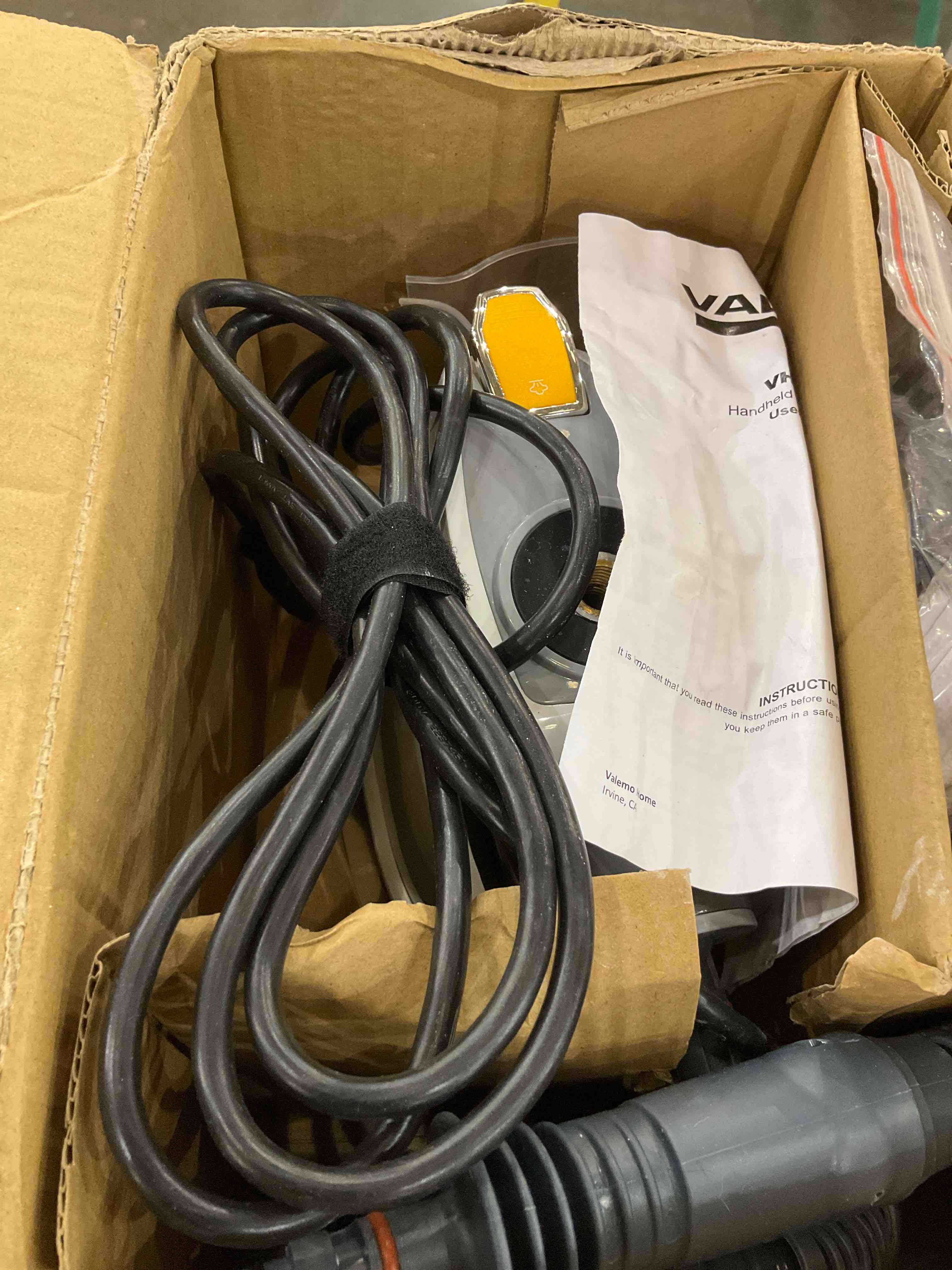 https://s3.amazonaws.com/lotting-images-prod/BargainHunt/EXS01652109_1719497223511.jpeg