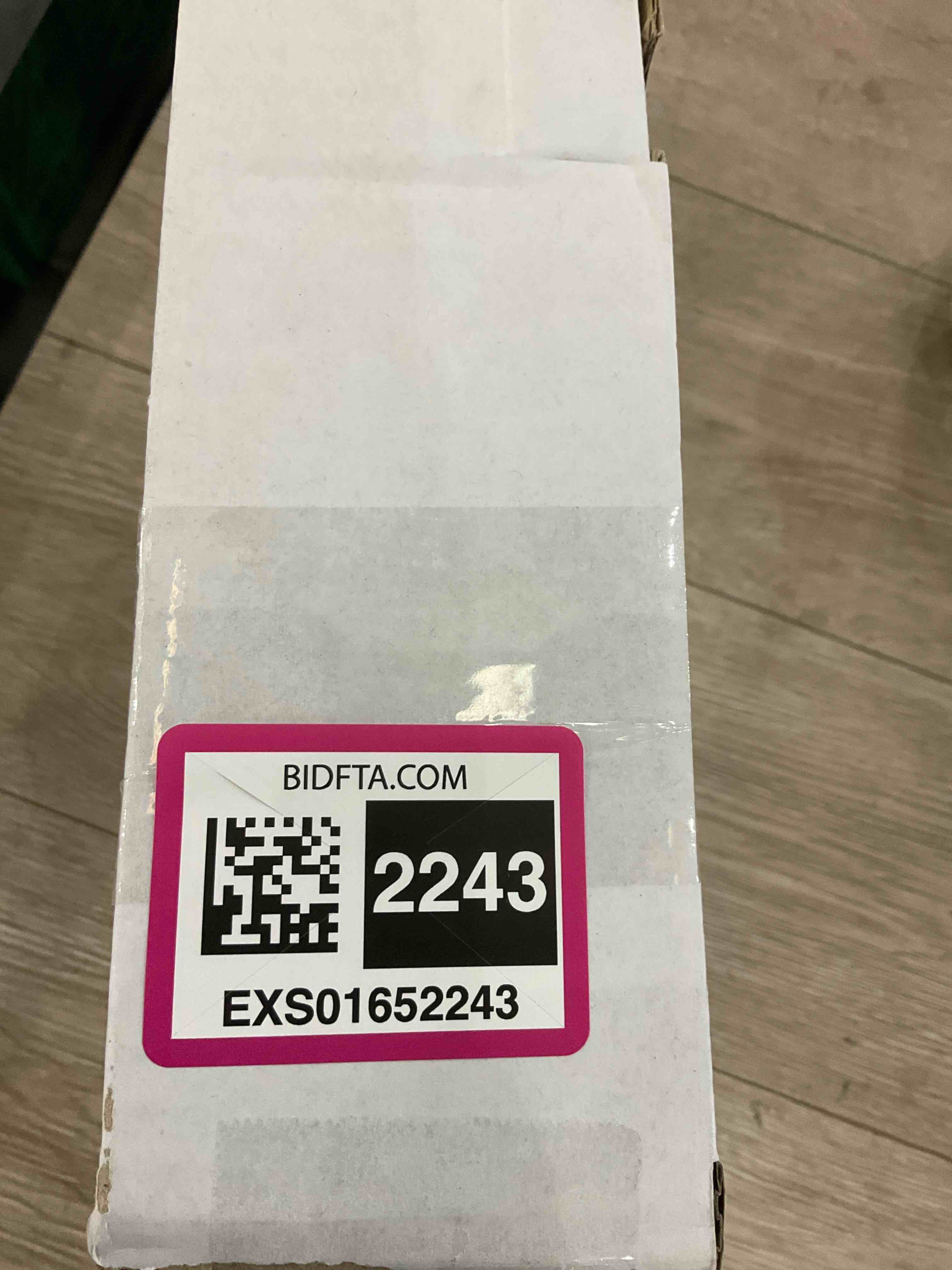 https://s3.amazonaws.com/lotting-images-prod/BargainHunt/EXS01652243_1719836453797.jpeg