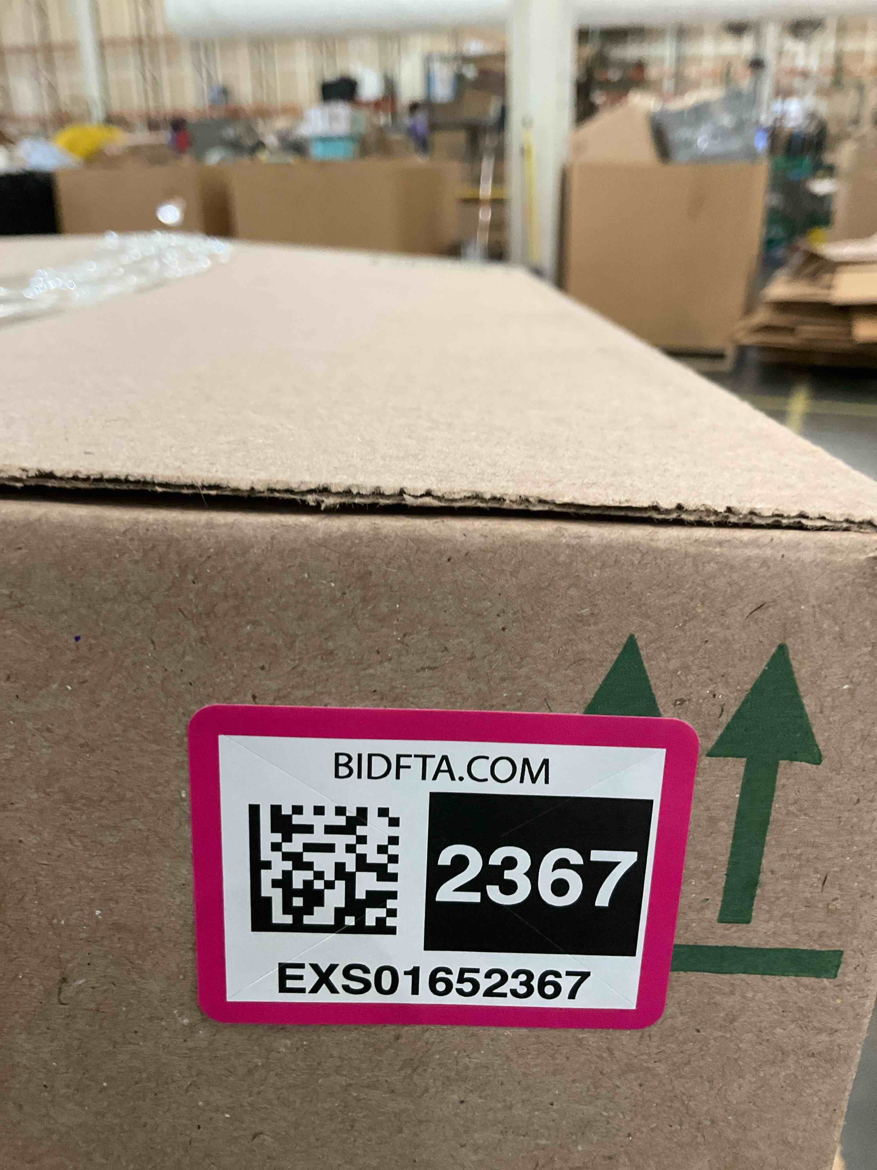 https://s3.amazonaws.com/lotting-images-prod/BargainHunt/EXS01652367_1719858297405.jpeg