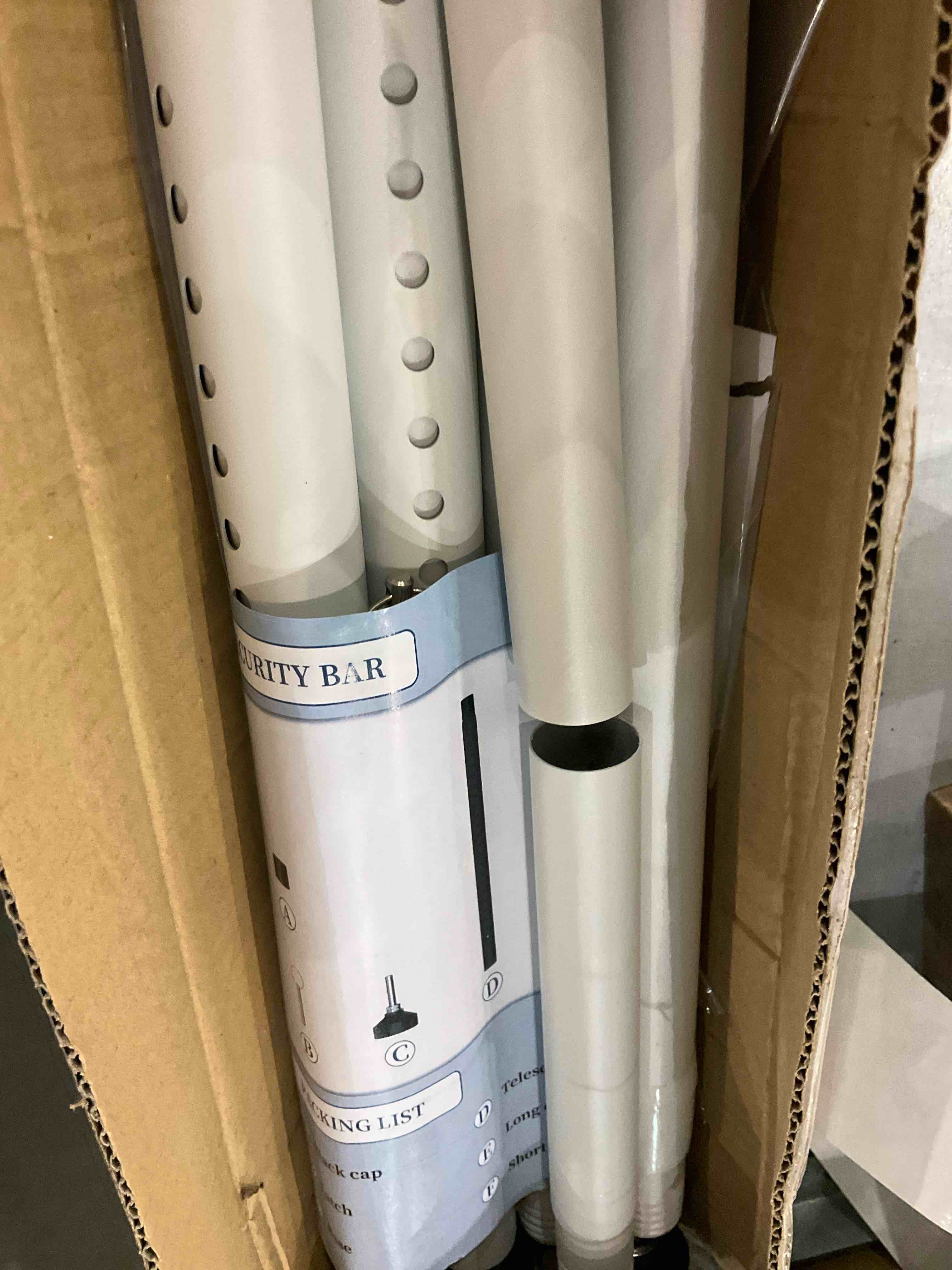 https://s3.amazonaws.com/lotting-images-prod/BargainHunt/EXS01652592_1719401330558.jpeg