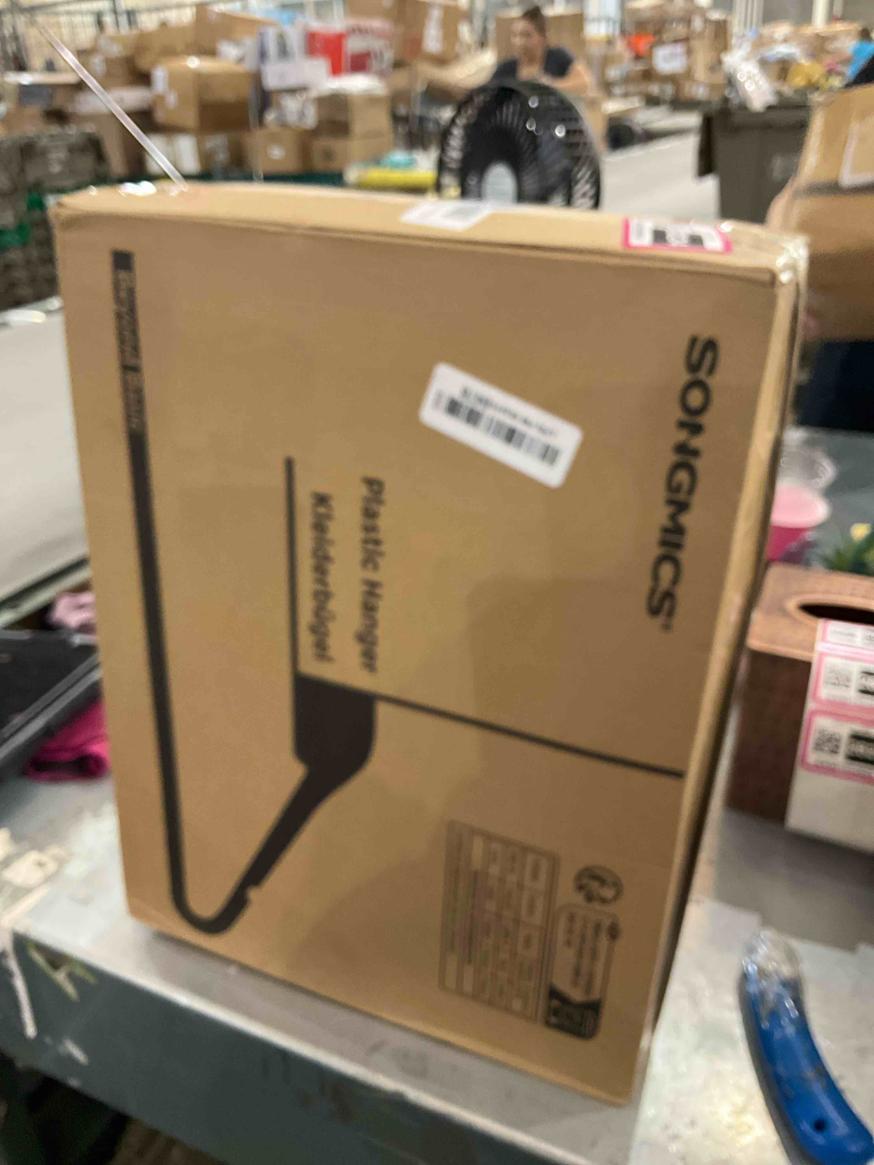 https://s3.amazonaws.com/lotting-images-prod/BargainHunt/EXS01652824_1719584042723.jpeg