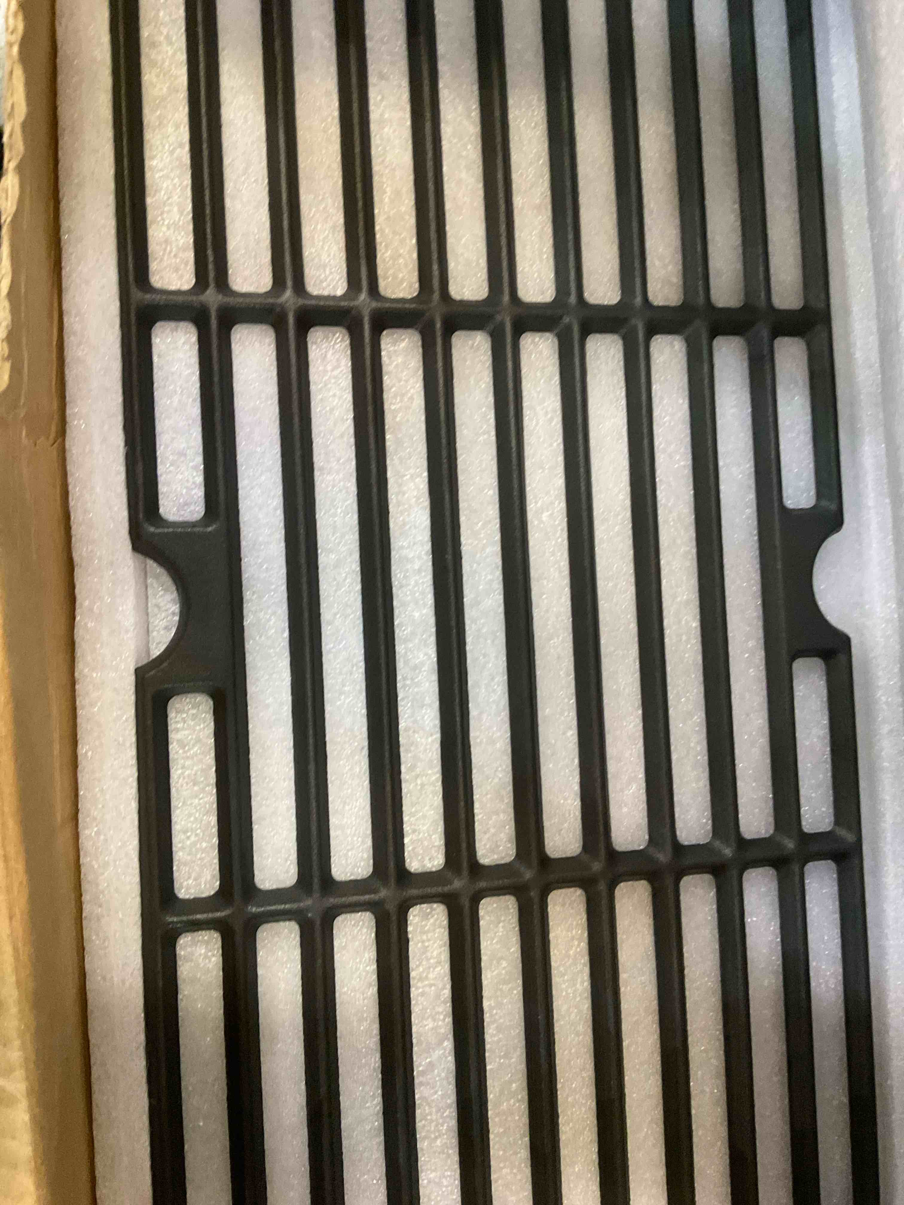 https://s3.amazonaws.com/lotting-images-prod/BargainHunt/EXS01654145_1722452503132.jpeg