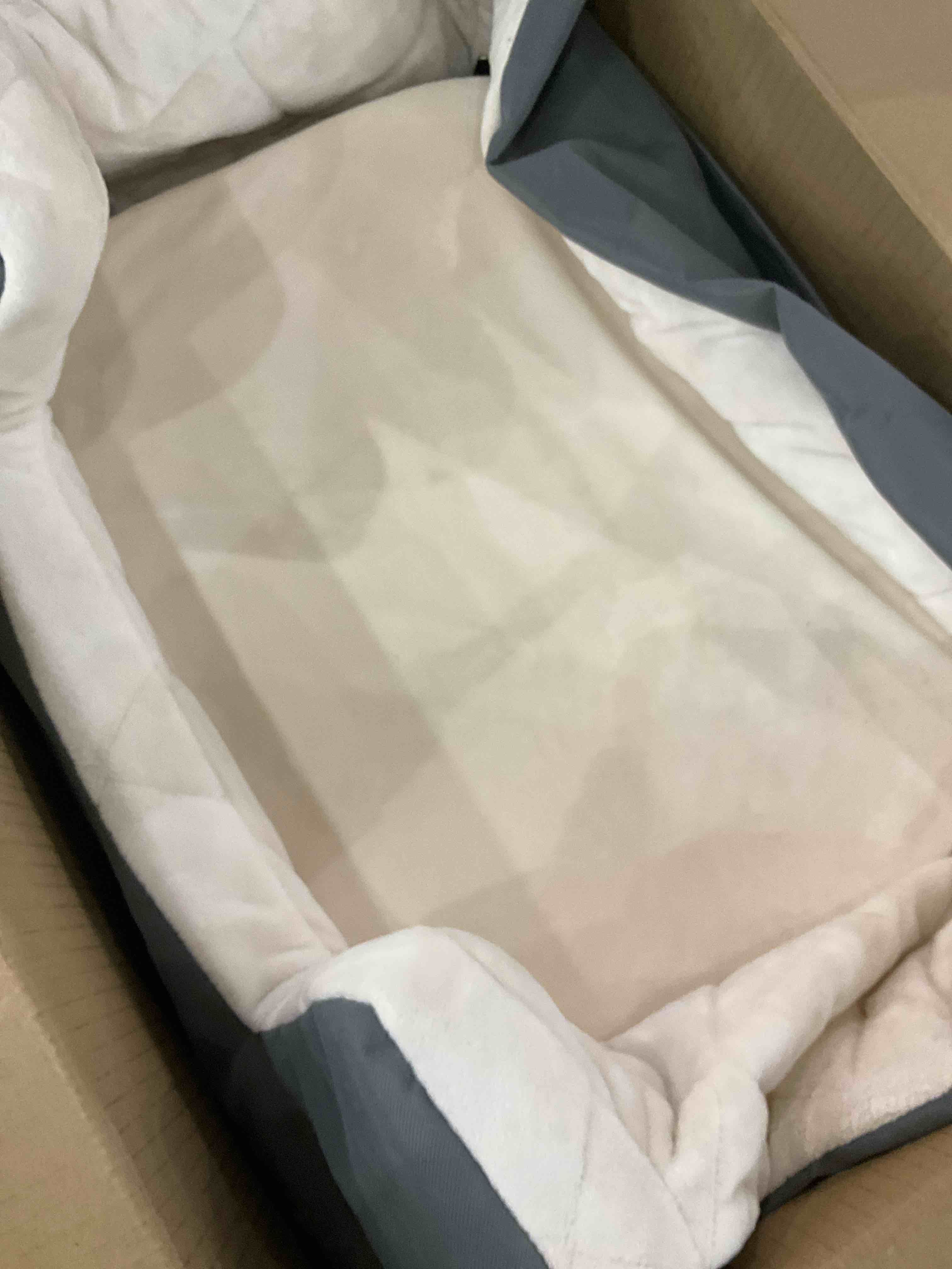 https://s3.amazonaws.com/lotting-images-prod/BargainHunt/EXS01654320_1723038153909.jpeg