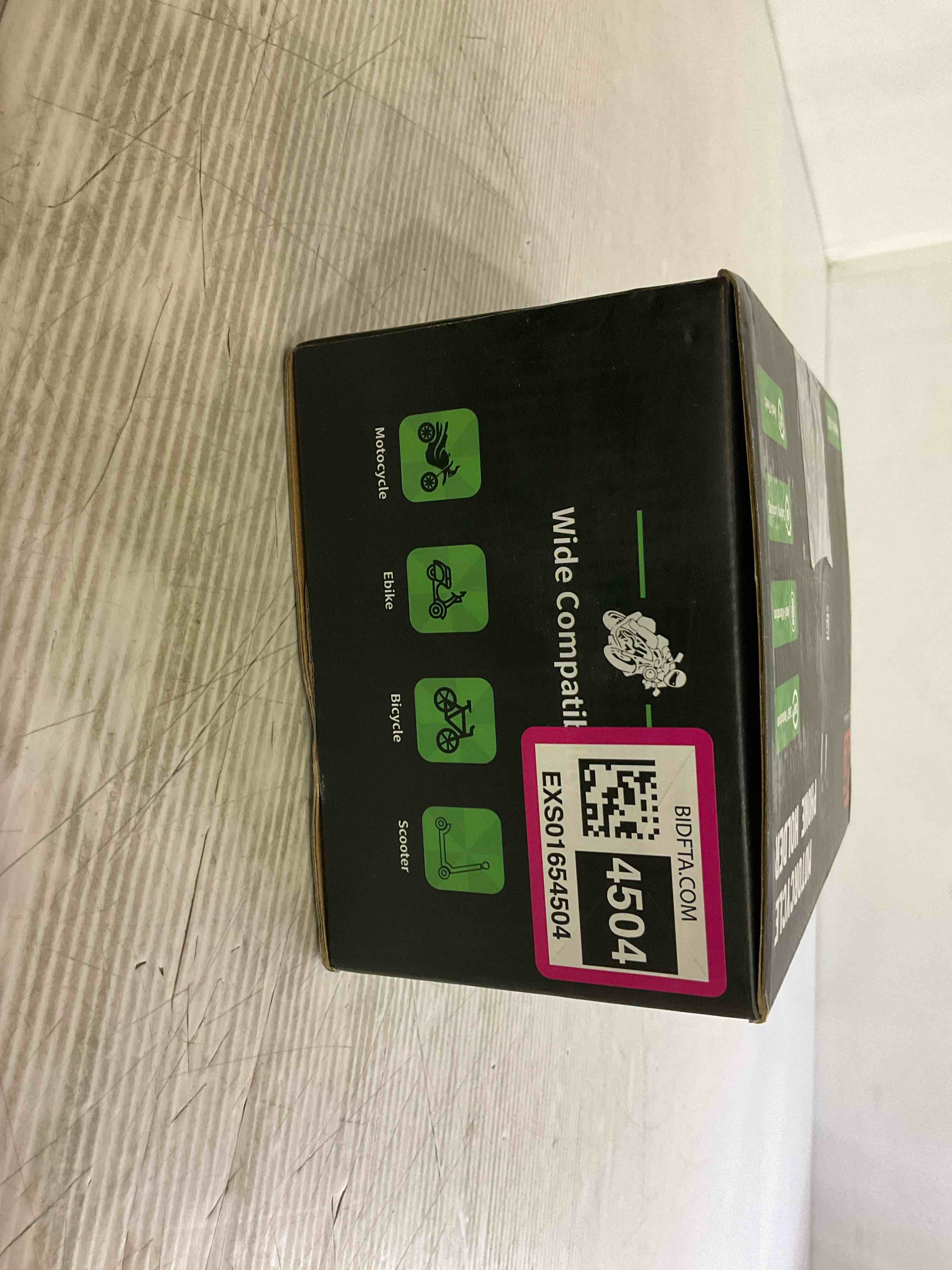 https://s3.amazonaws.com/lotting-images-prod/BargainHunt/EXS01654504_1719491847198.jpeg