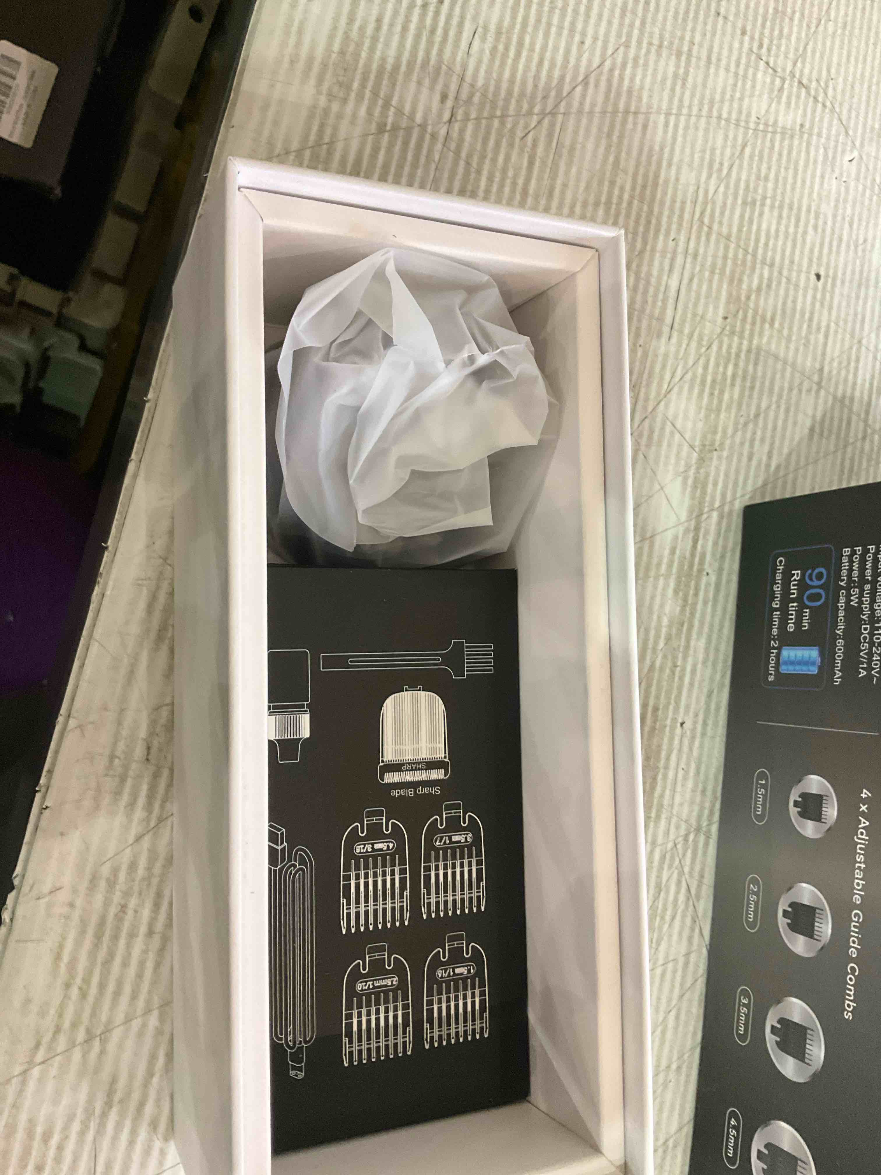 https://s3.amazonaws.com/lotting-images-prod/BargainHunt/EXS01654506_1719492294231.jpeg