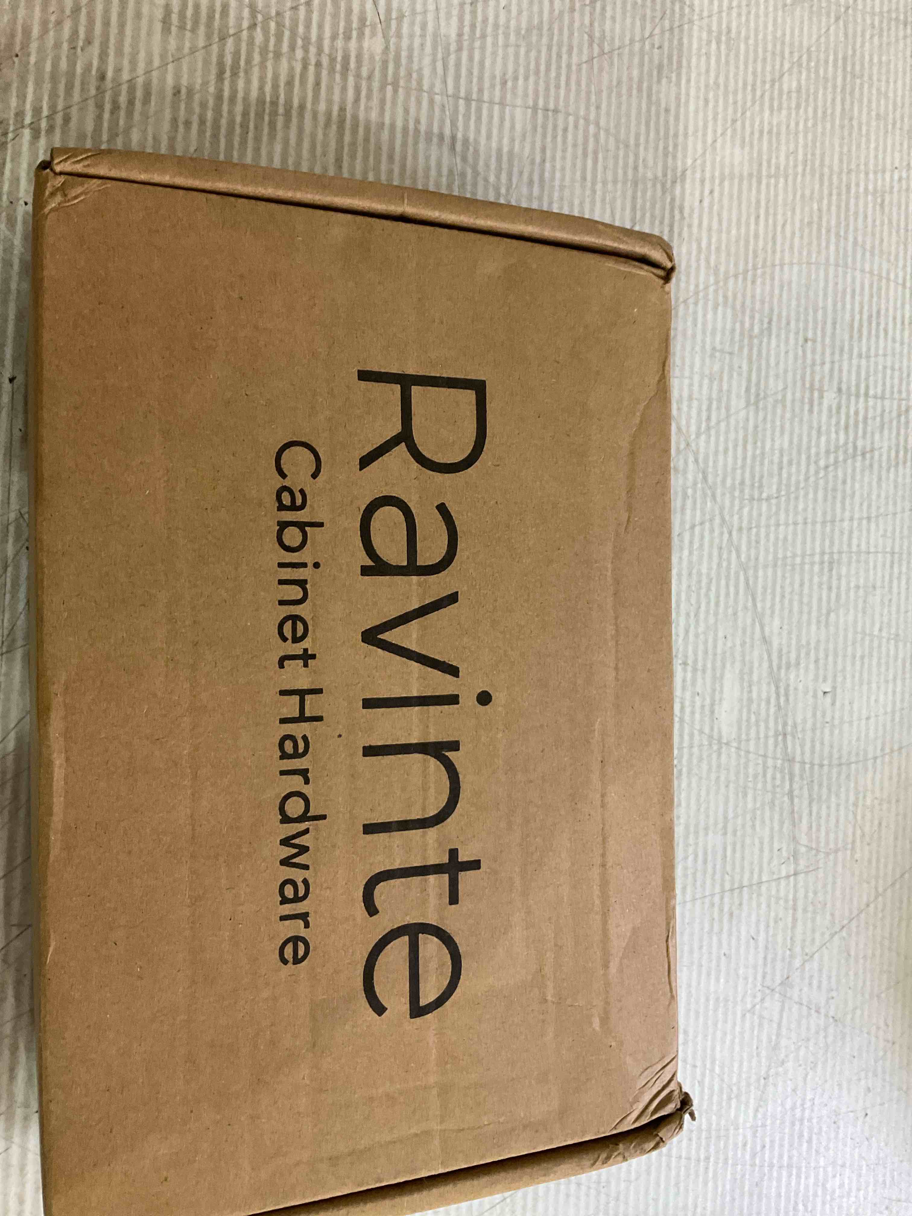 https://s3.amazonaws.com/lotting-images-prod/BargainHunt/EXS01654564_1719941725700.jpeg