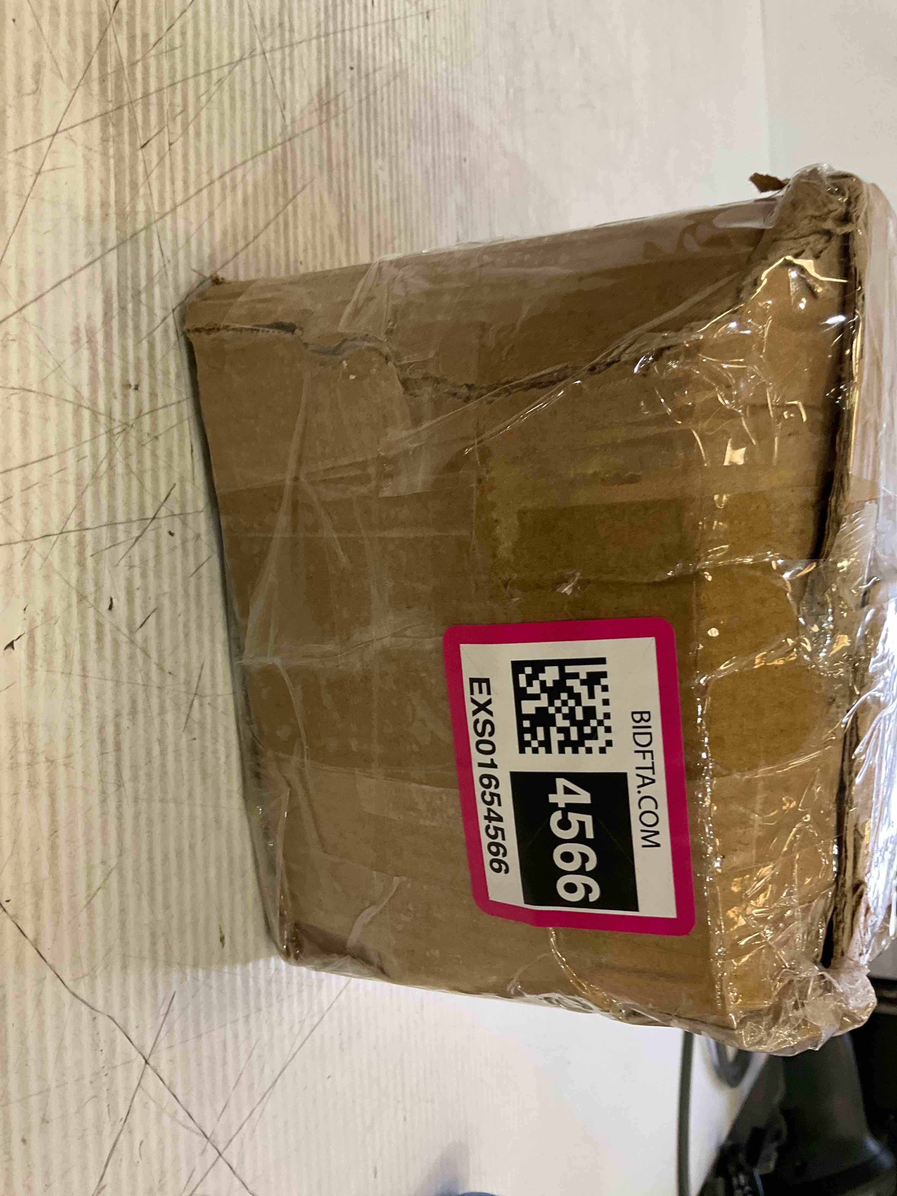 https://s3.amazonaws.com/lotting-images-prod/BargainHunt/EXS01654566_1719942308222.jpeg
