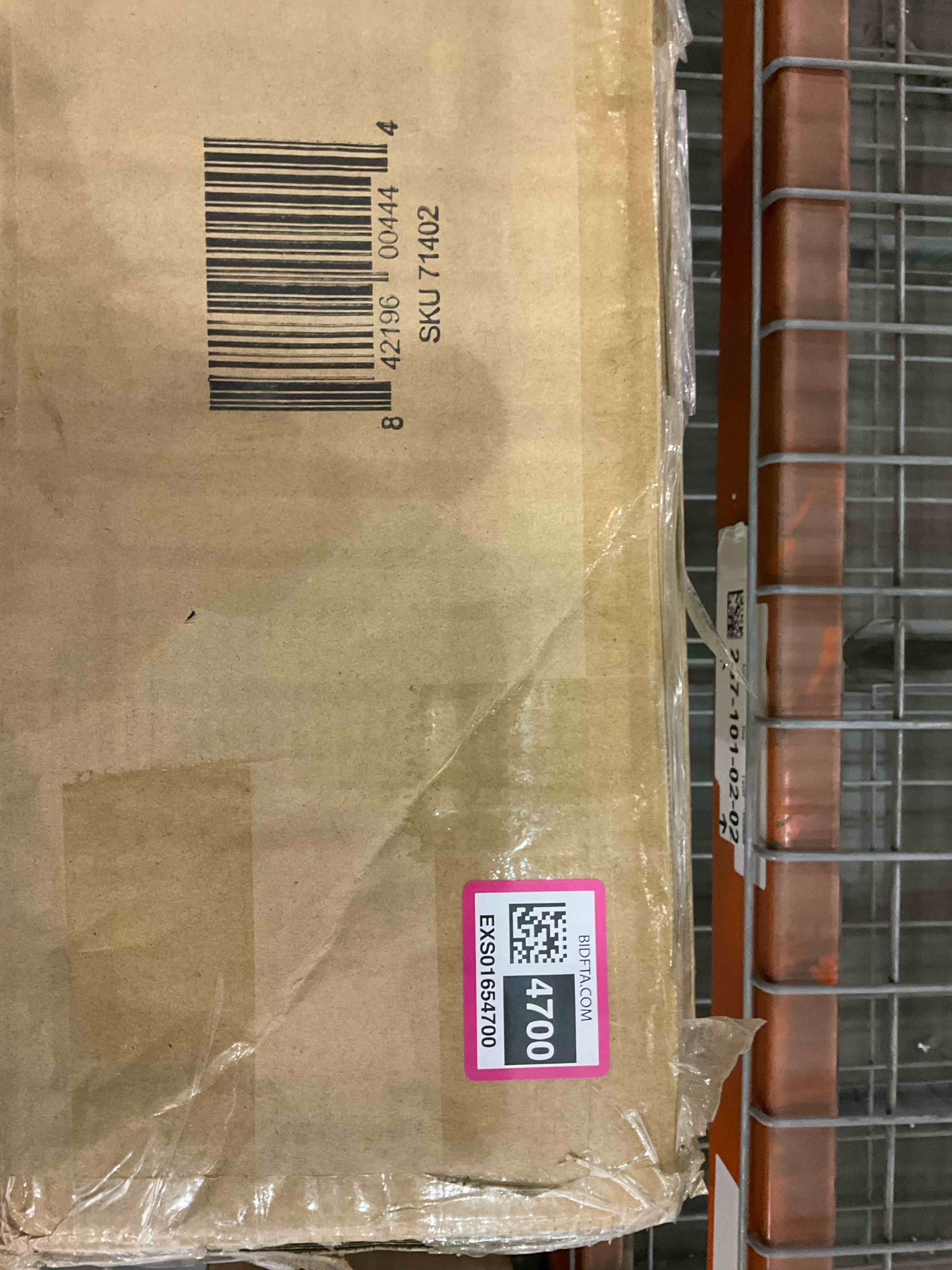 https://s3.amazonaws.com/lotting-images-prod/BargainHunt/EXS01654700_1720618728829.jpeg