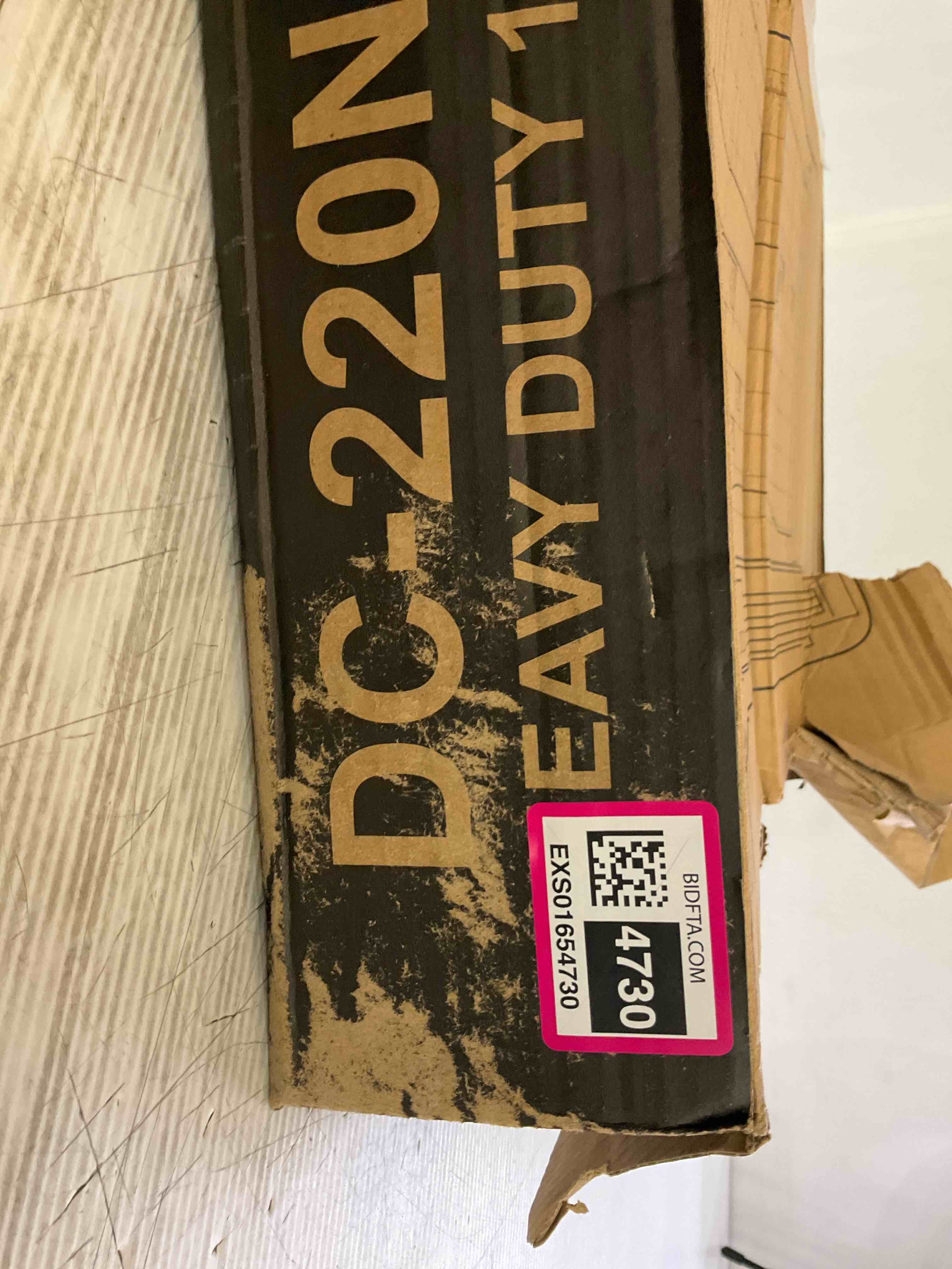 https://s3.amazonaws.com/lotting-images-prod/BargainHunt/EXS01654730_1720632263083.jpeg