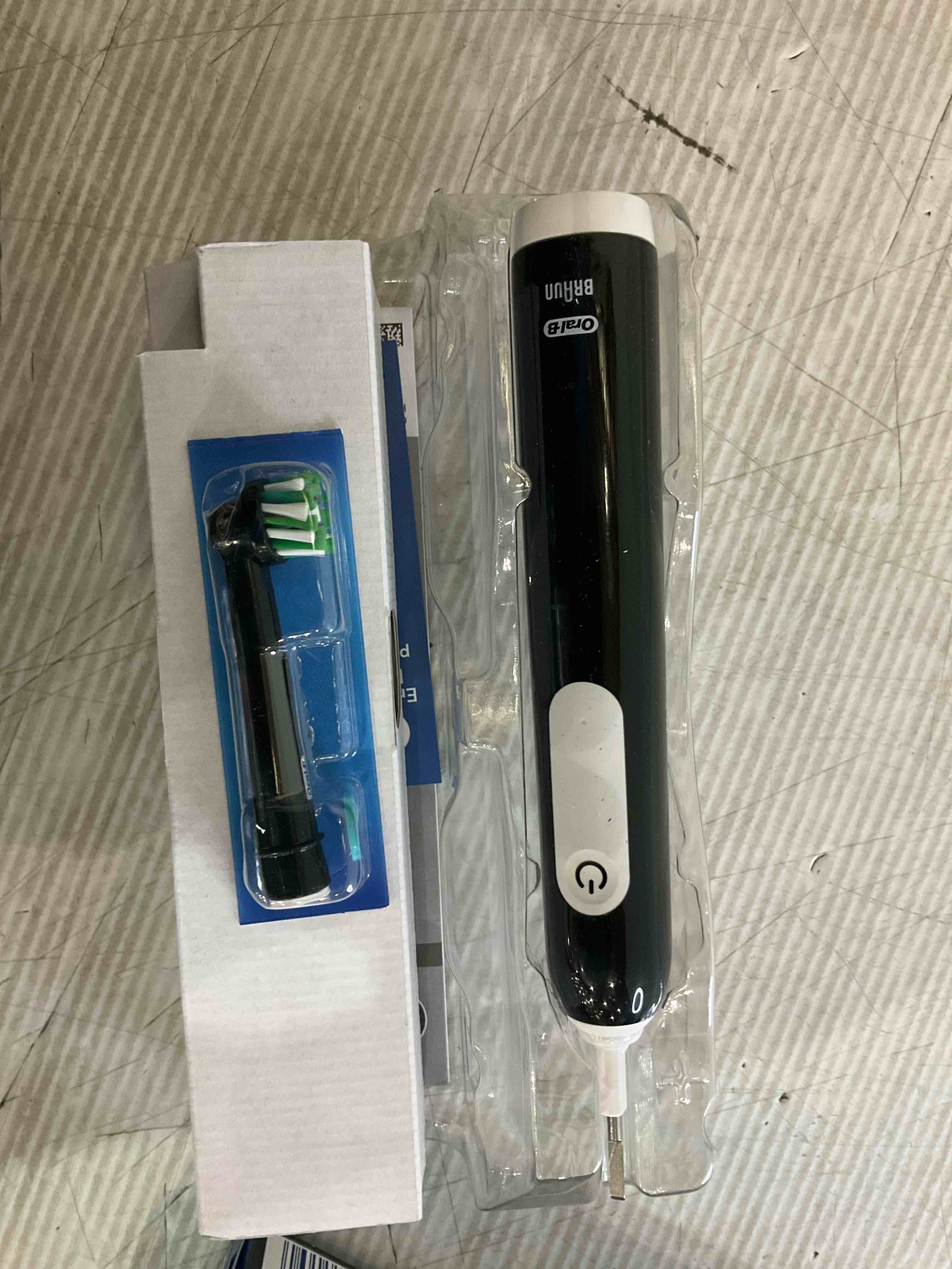 https://s3.amazonaws.com/lotting-images-prod/BargainHunt/EXS01654750_1720698494796.jpeg