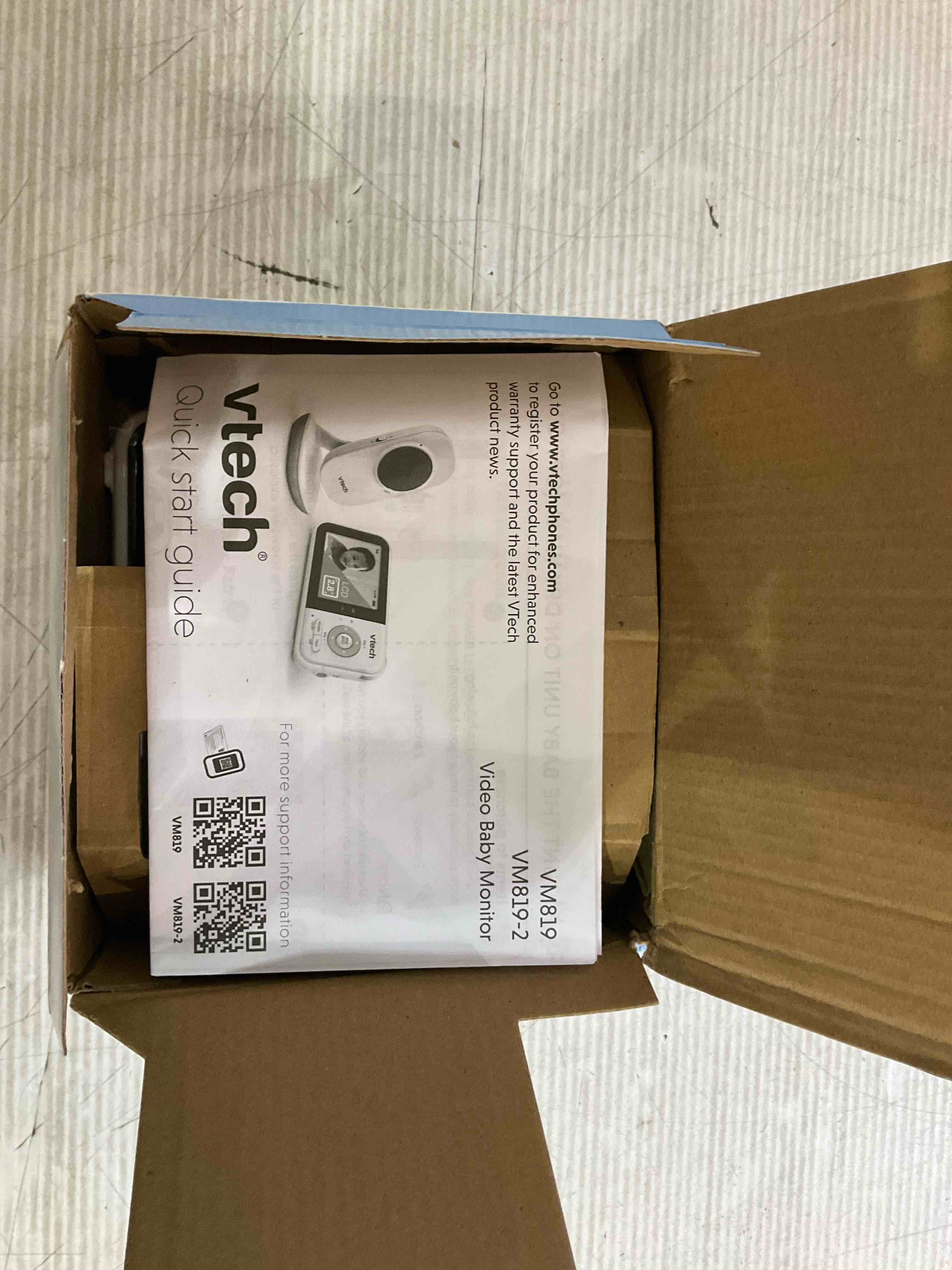 https://s3.amazonaws.com/lotting-images-prod/BargainHunt/EXS01654752_1720699431626.jpeg