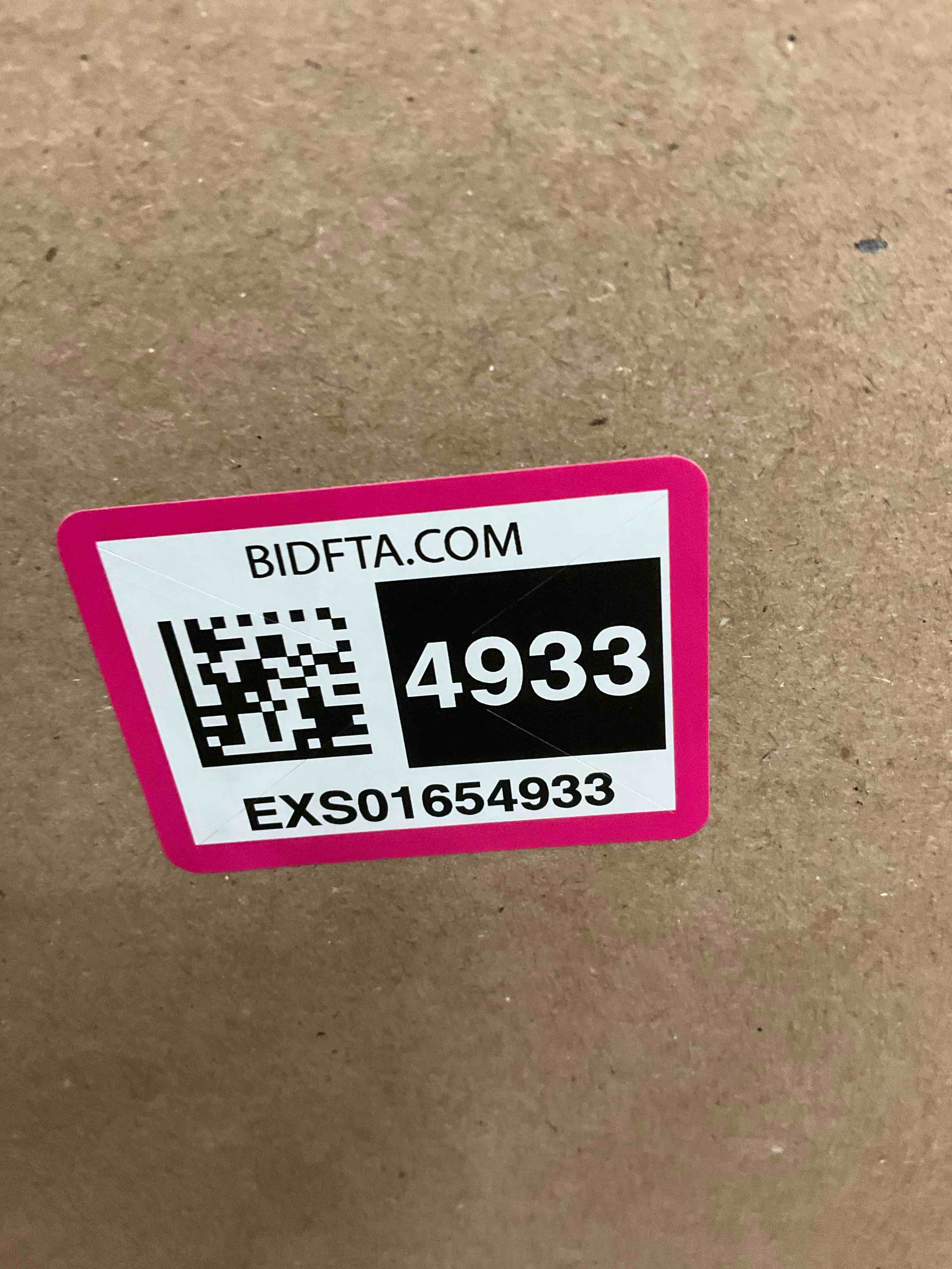 https://s3.amazonaws.com/lotting-images-prod/BargainHunt/EXS01654933_1721668731592.jpeg