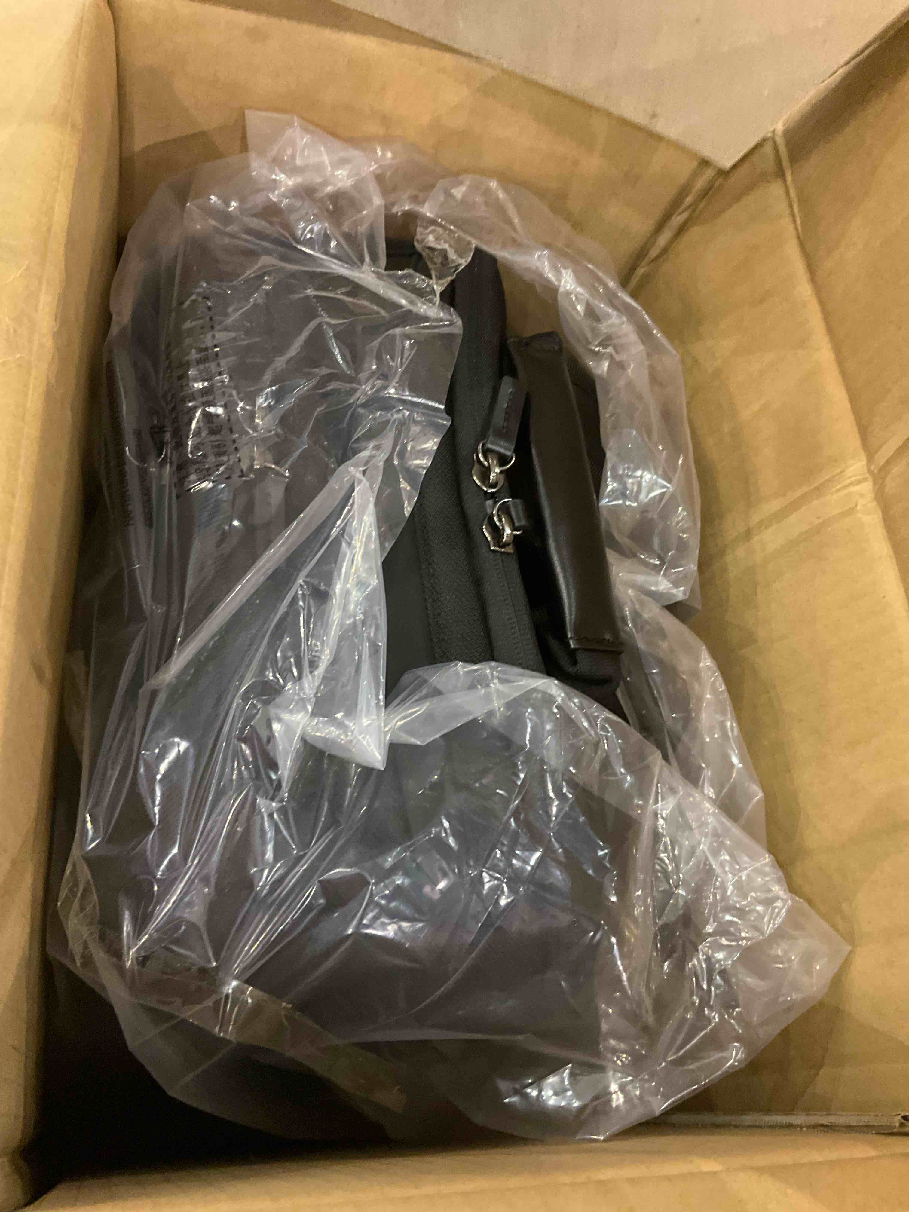 https://s3.amazonaws.com/lotting-images-prod/BargainHunt/EXS01654978_1721736527191.jpeg