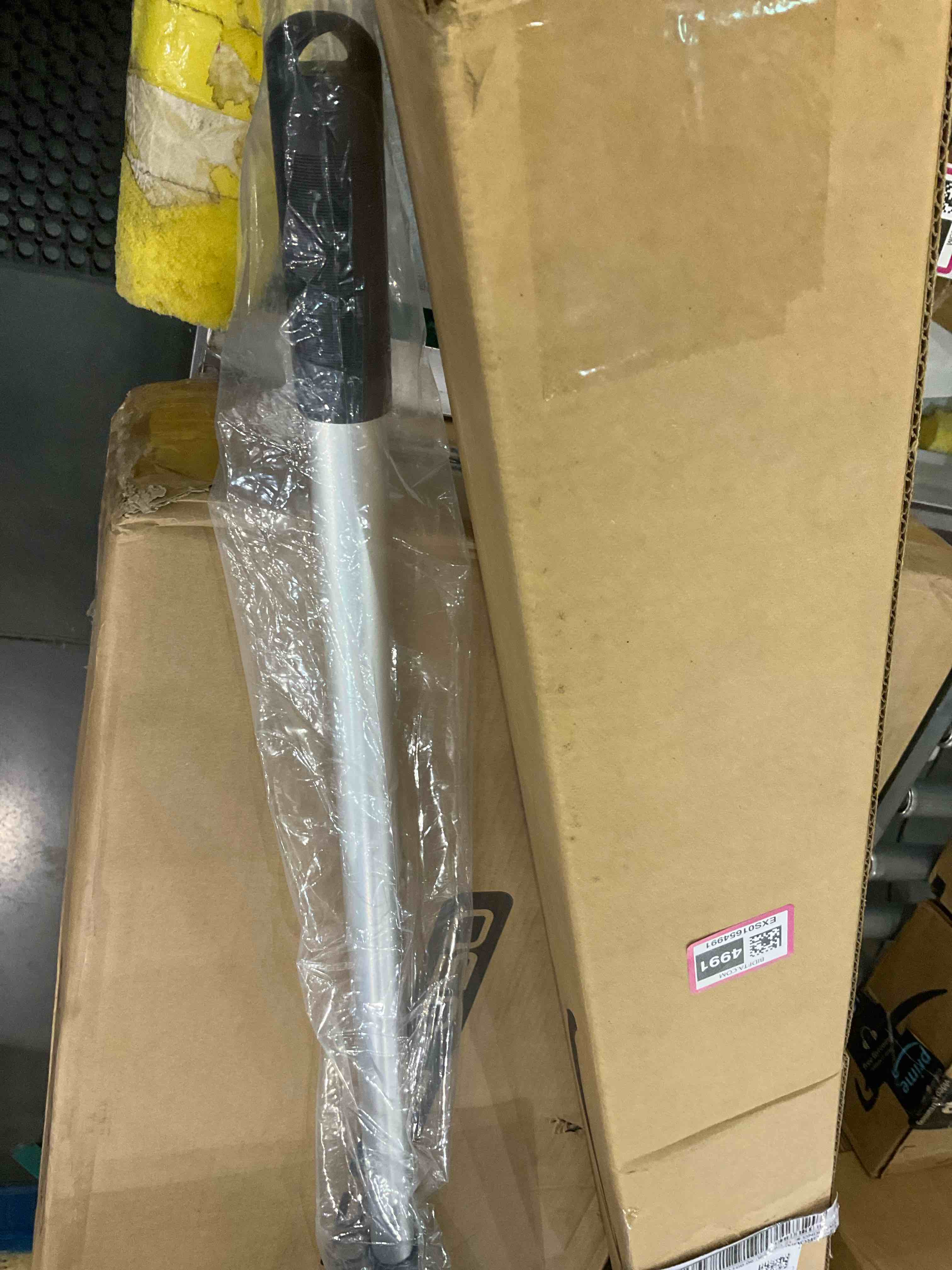 https://s3.amazonaws.com/lotting-images-prod/BargainHunt/EXS01654991_1721738749601.jpeg