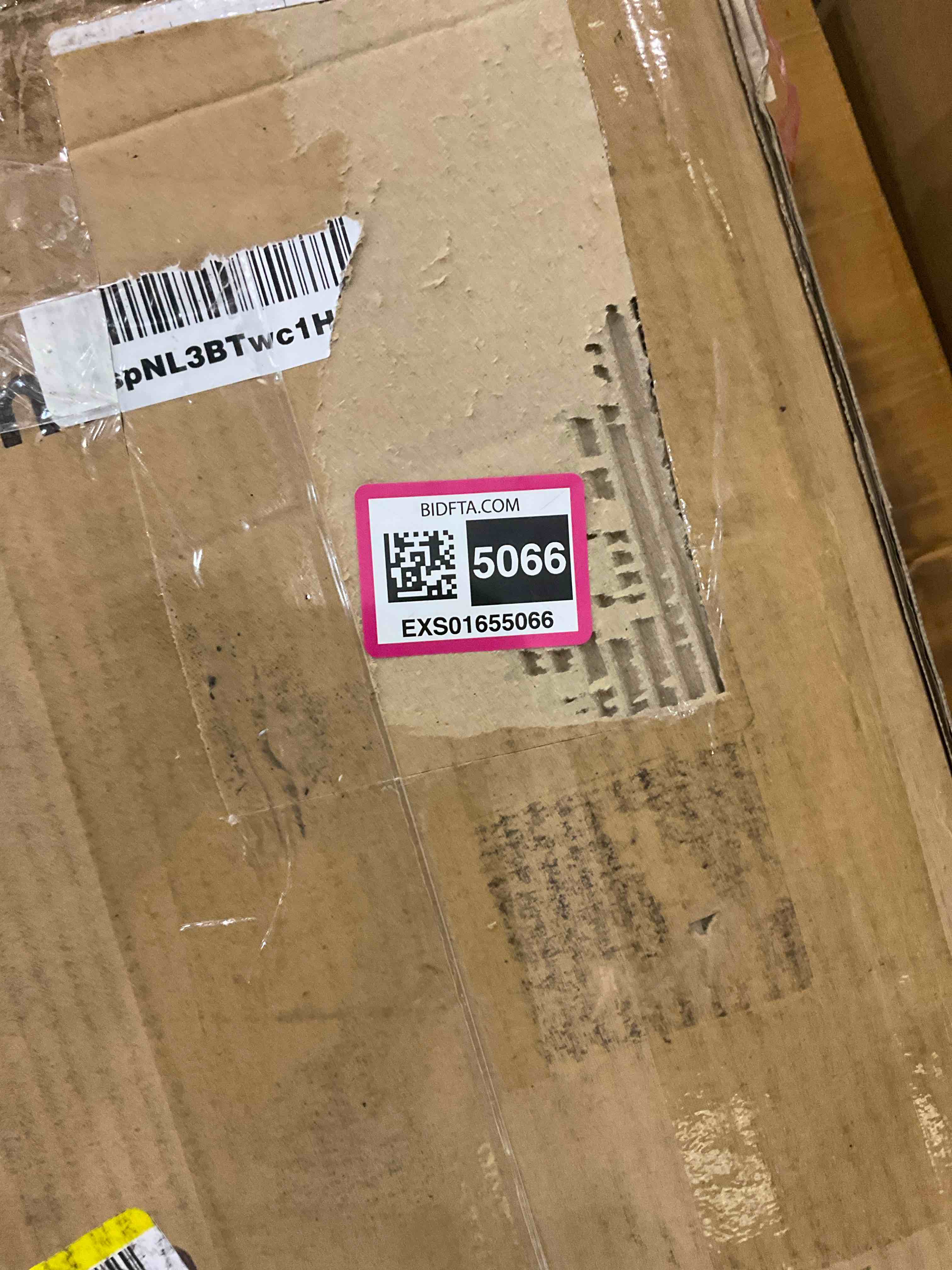 https://s3.amazonaws.com/lotting-images-prod/BargainHunt/EXS01655066_1720007257425.jpeg
