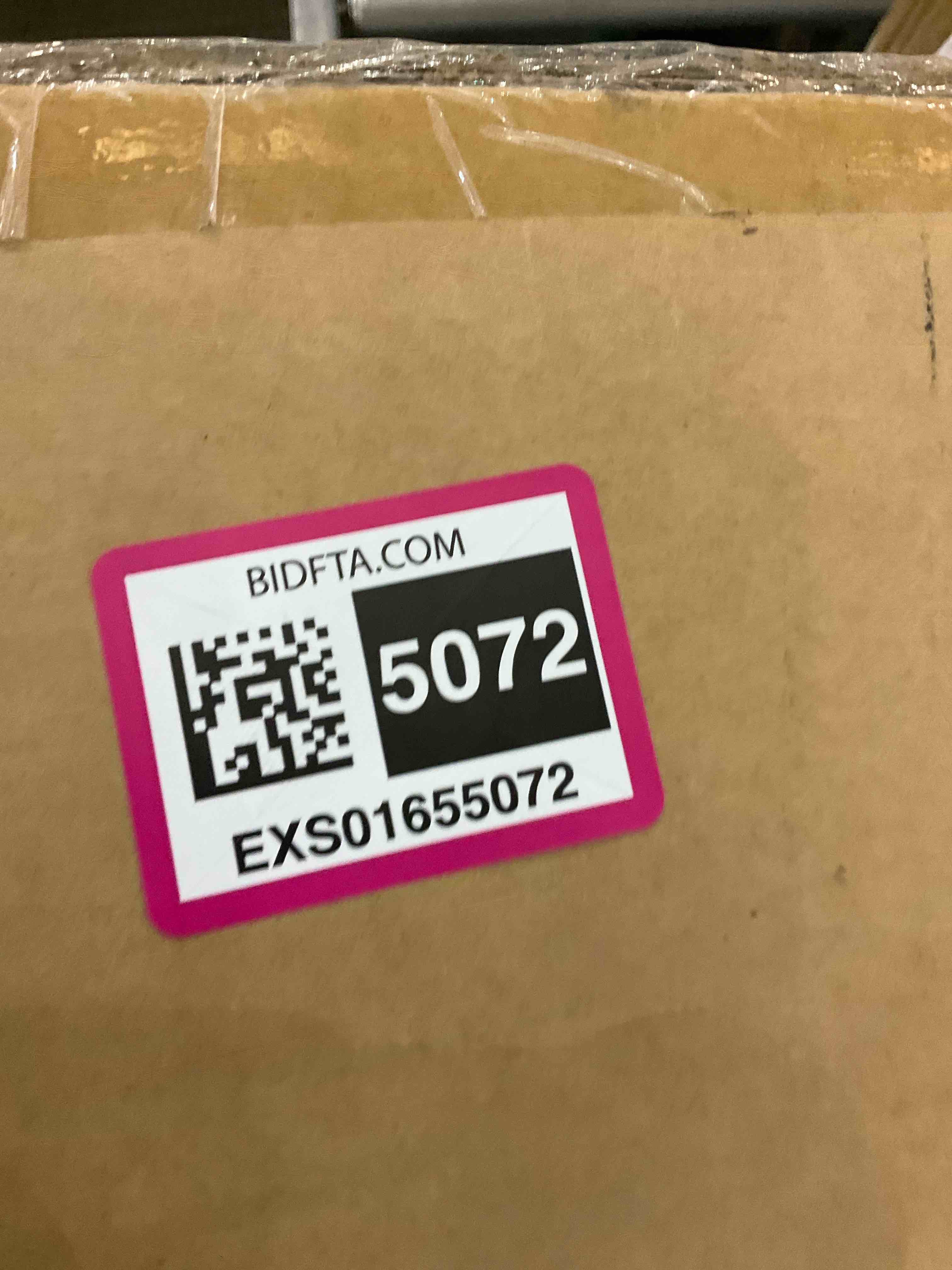 https://s3.amazonaws.com/lotting-images-prod/BargainHunt/EXS01655072_1720009440193.jpeg
