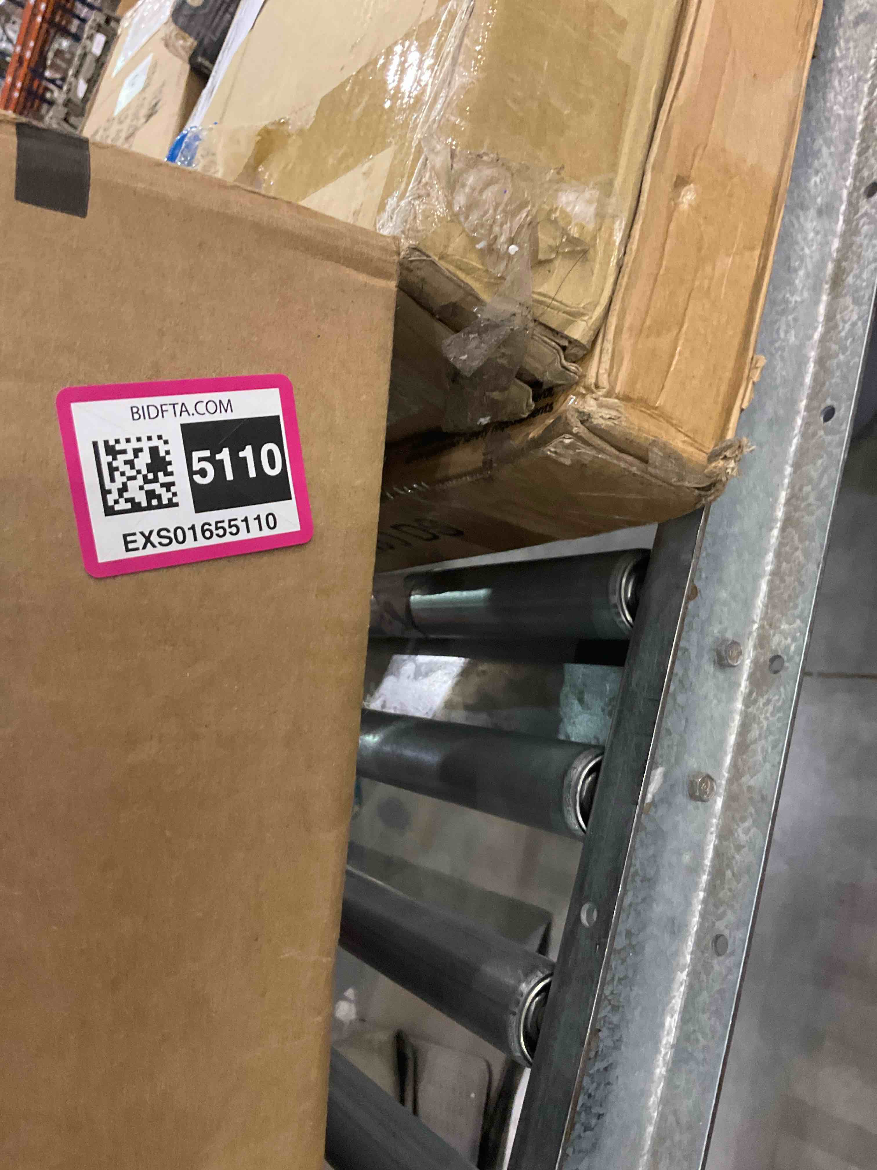 https://s3.amazonaws.com/lotting-images-prod/BargainHunt/EXS01655110_1720439855226.jpeg