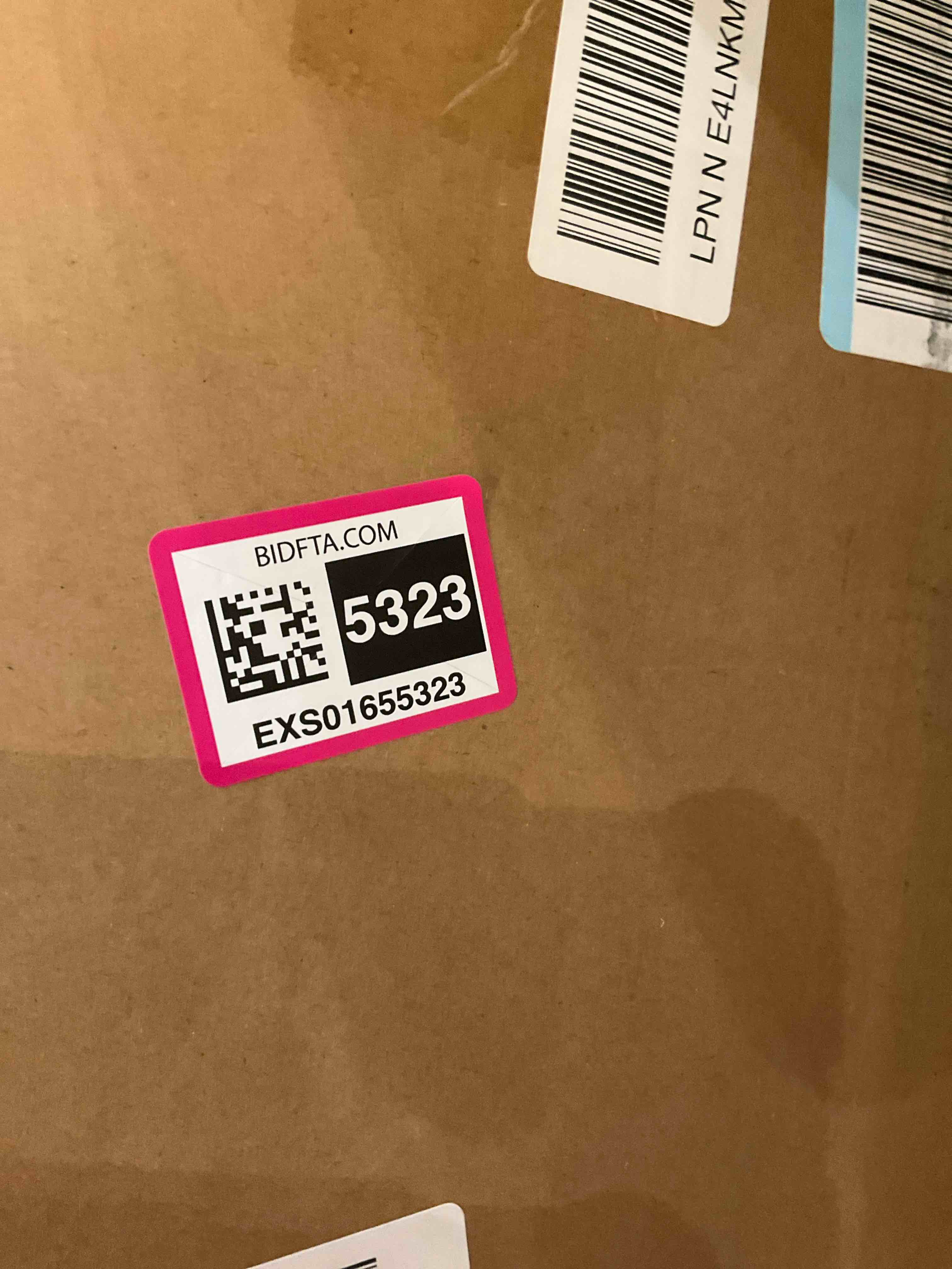 https://s3.amazonaws.com/lotting-images-prod/BargainHunt/EXS01655323_1721054259299.jpeg