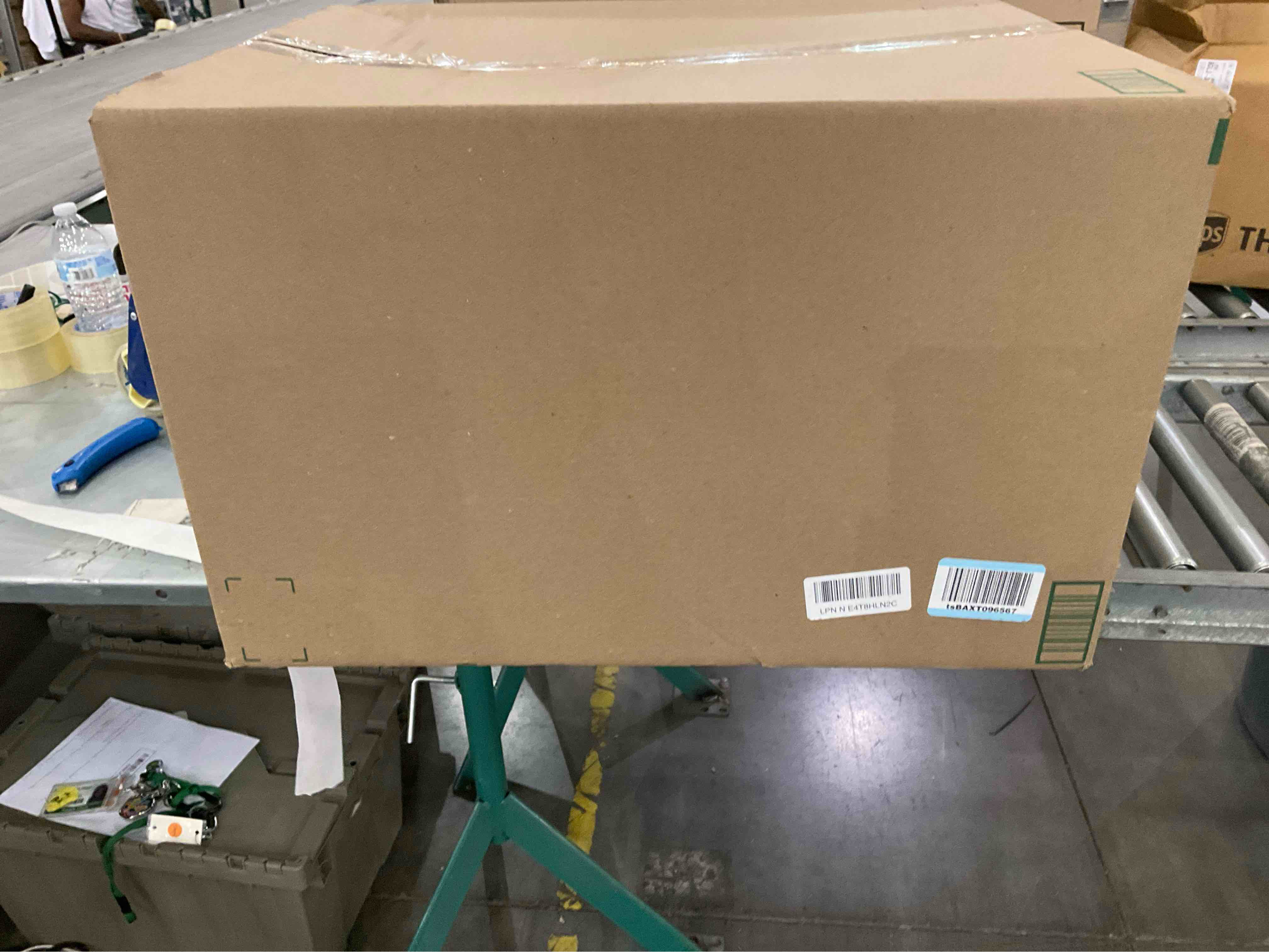https://s3.amazonaws.com/lotting-images-prod/BargainHunt/EXS01655374_1721929476250.jpeg