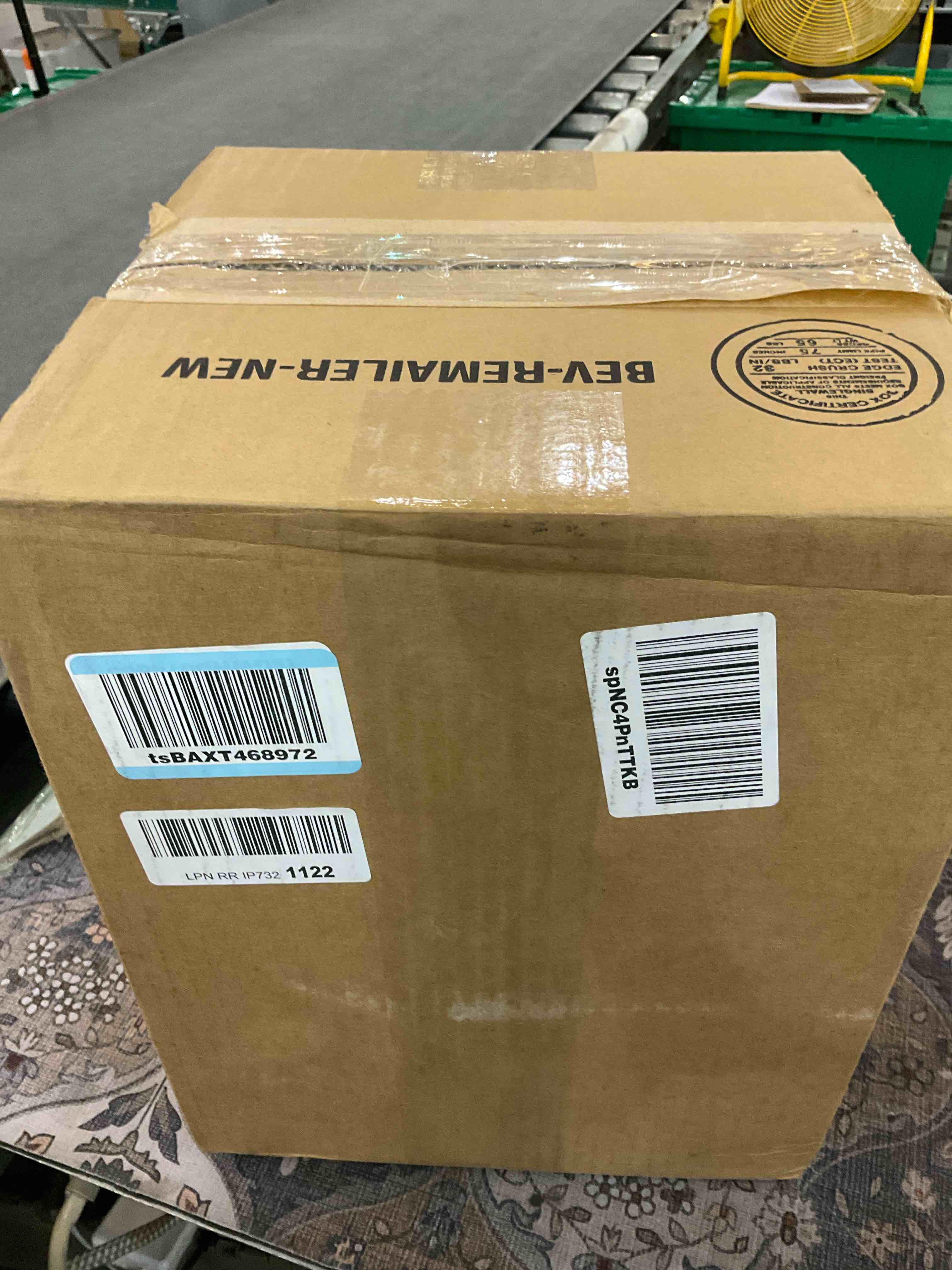 https://s3.amazonaws.com/lotting-images-prod/BargainHunt/EXS01655577_1719843257021.jpeg