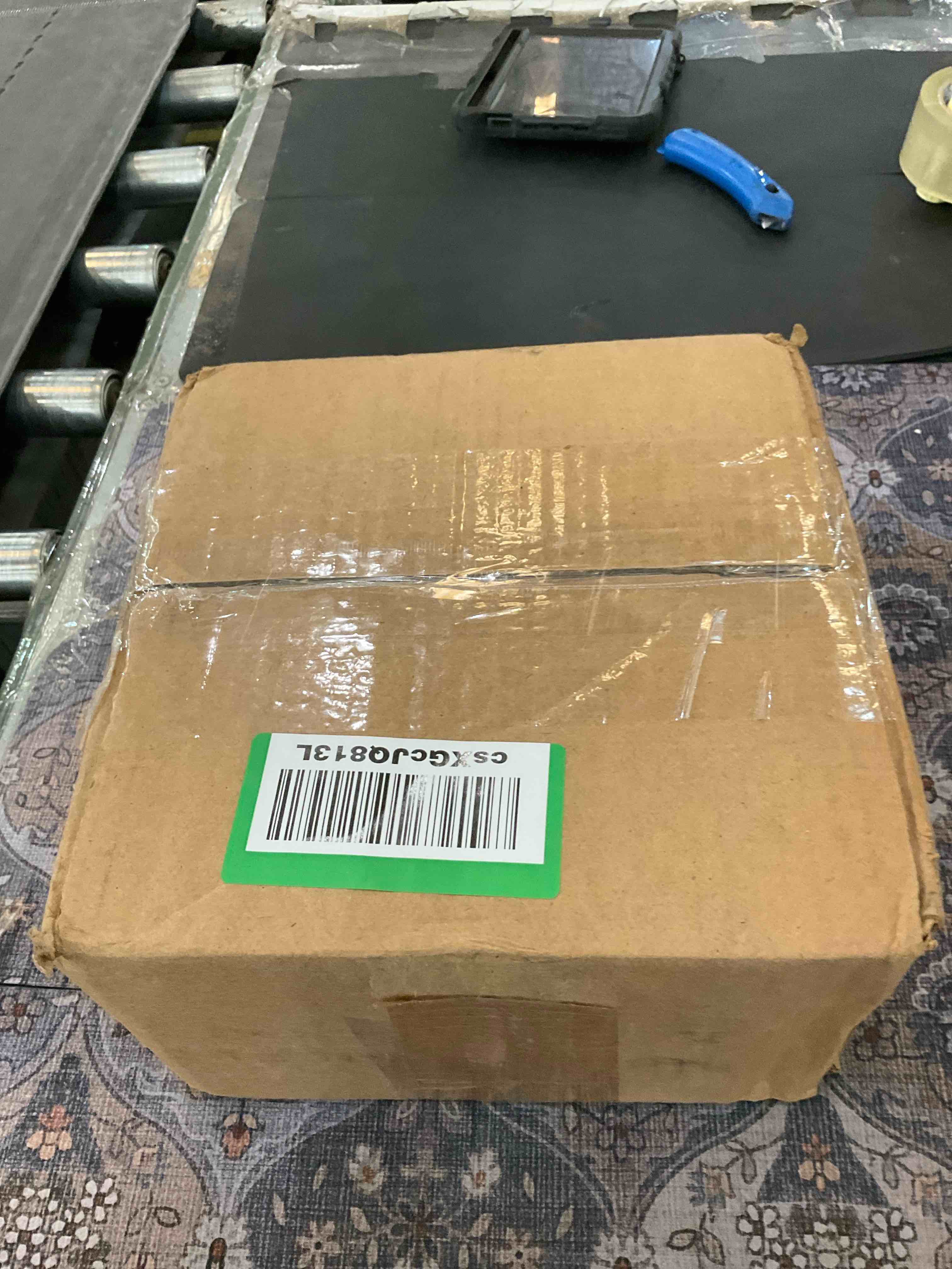 https://s3.amazonaws.com/lotting-images-prod/BargainHunt/EXS01655663_1719856116253.jpeg