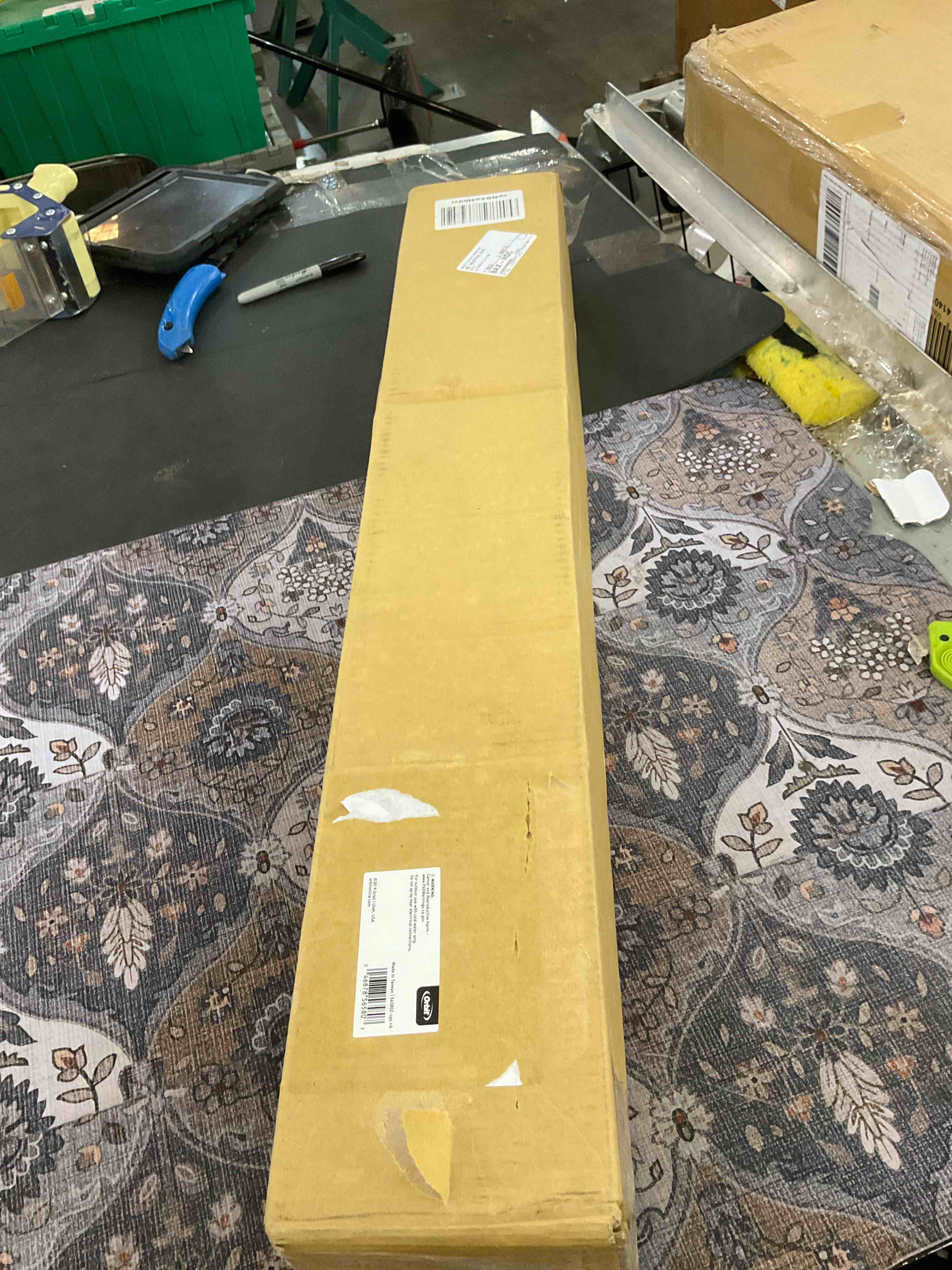 https://s3.amazonaws.com/lotting-images-prod/BargainHunt/EXS01655778_1719934698607.jpeg