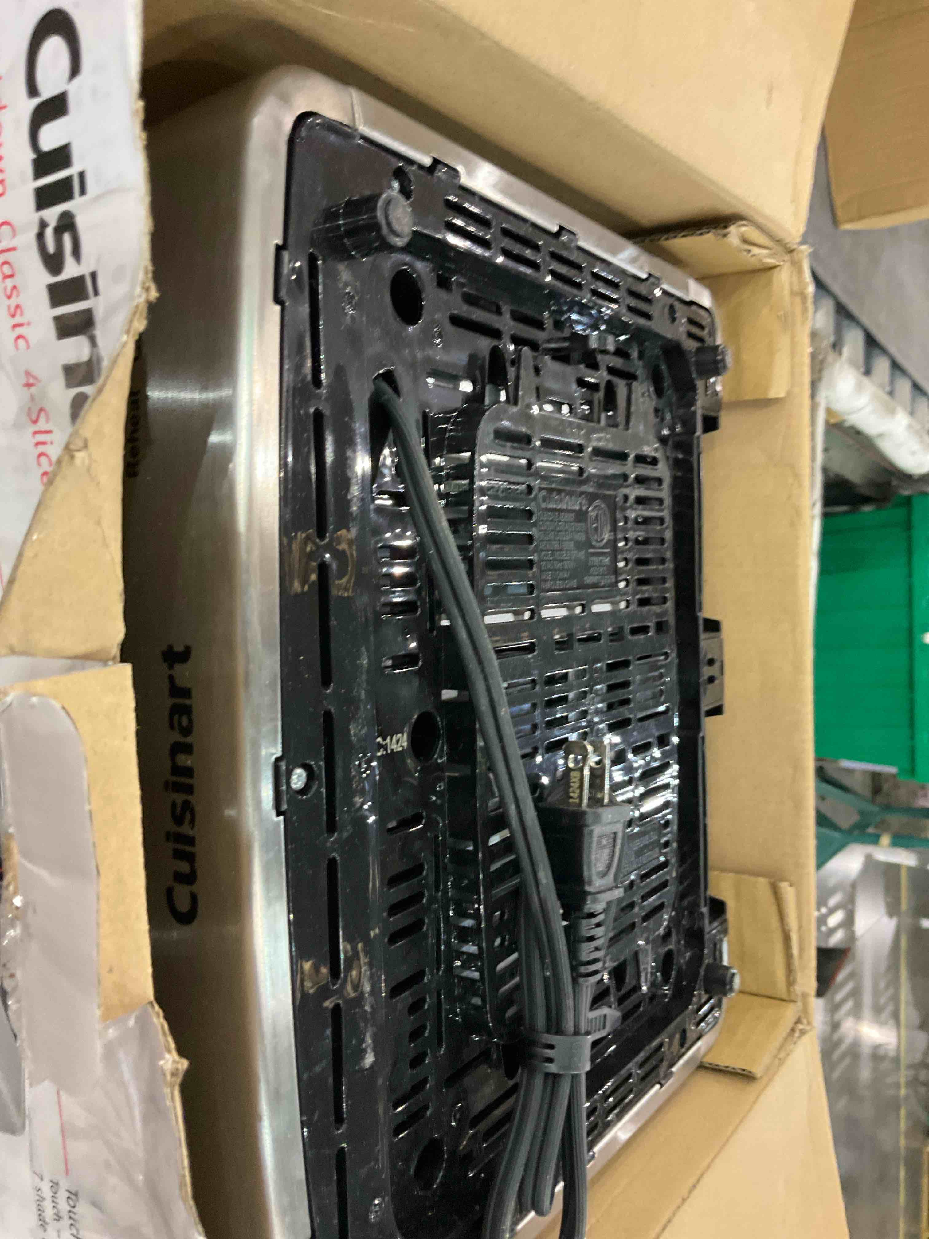 https://s3.amazonaws.com/lotting-images-prod/BargainHunt/EXS01655974_1720524895685.jpeg