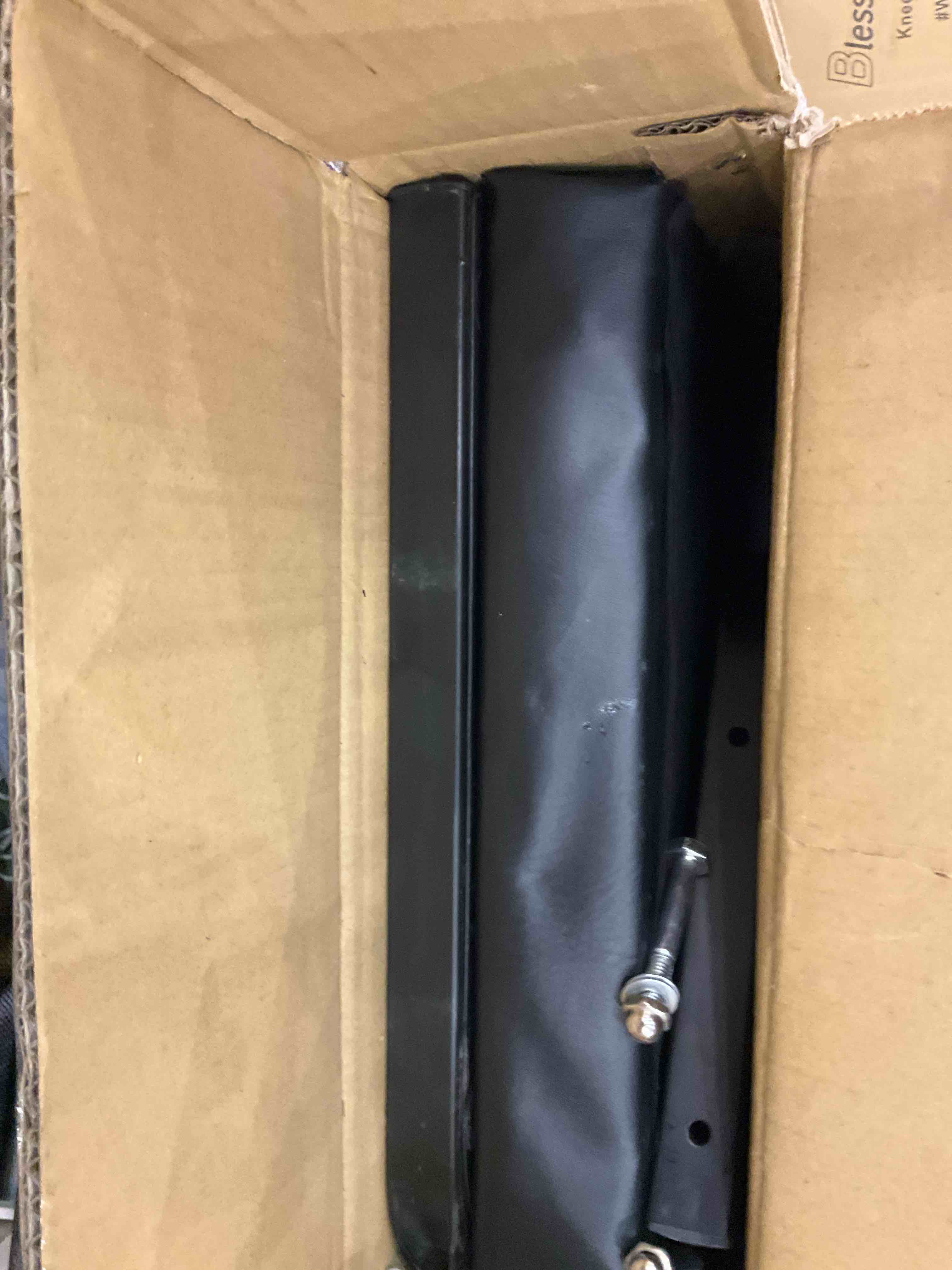 https://s3.amazonaws.com/lotting-images-prod/BargainHunt/EXS01655980_1720525566241.jpeg