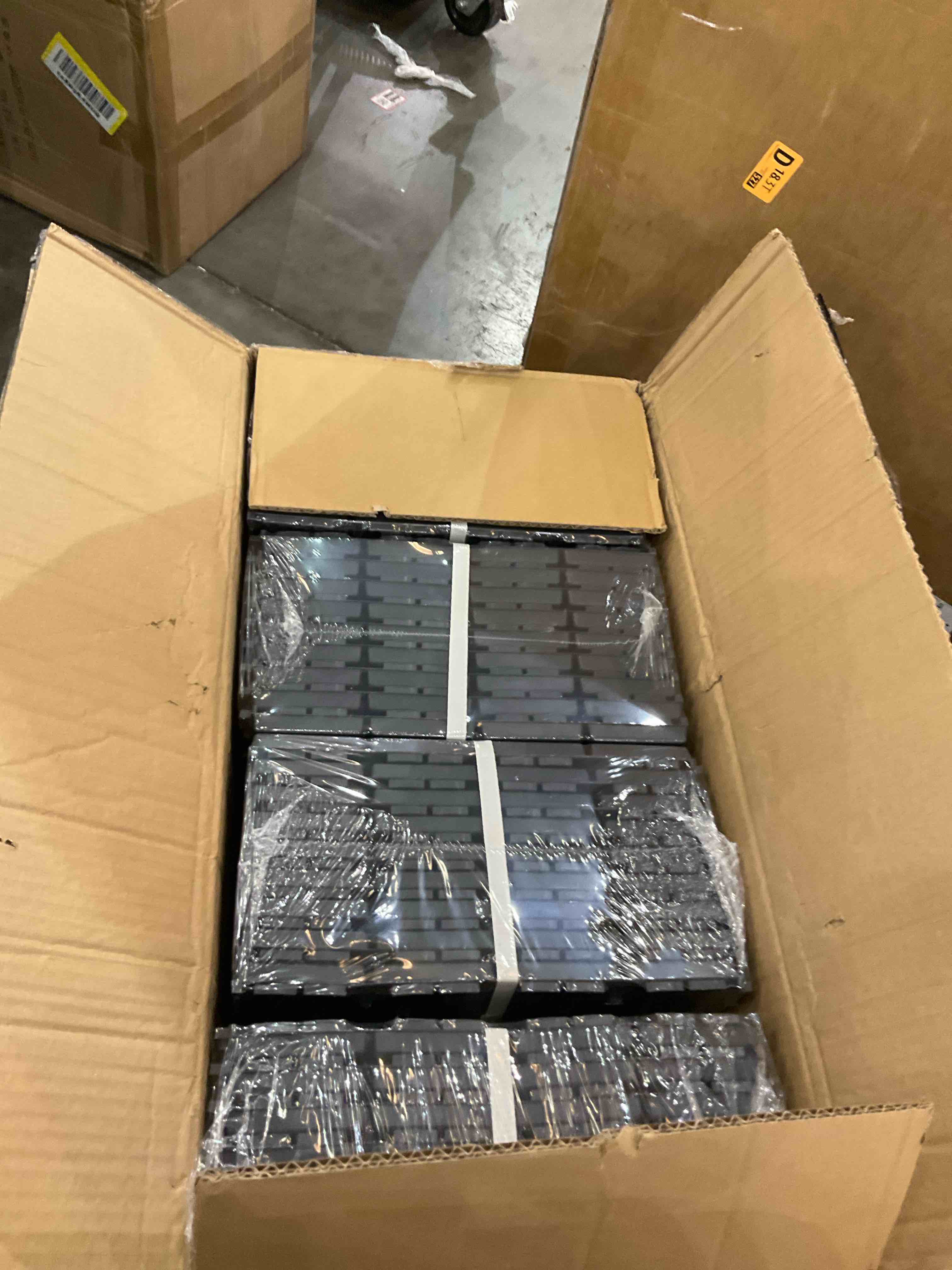 https://s3.amazonaws.com/lotting-images-prod/BargainHunt/EXS01656484_1720452097708.jpeg