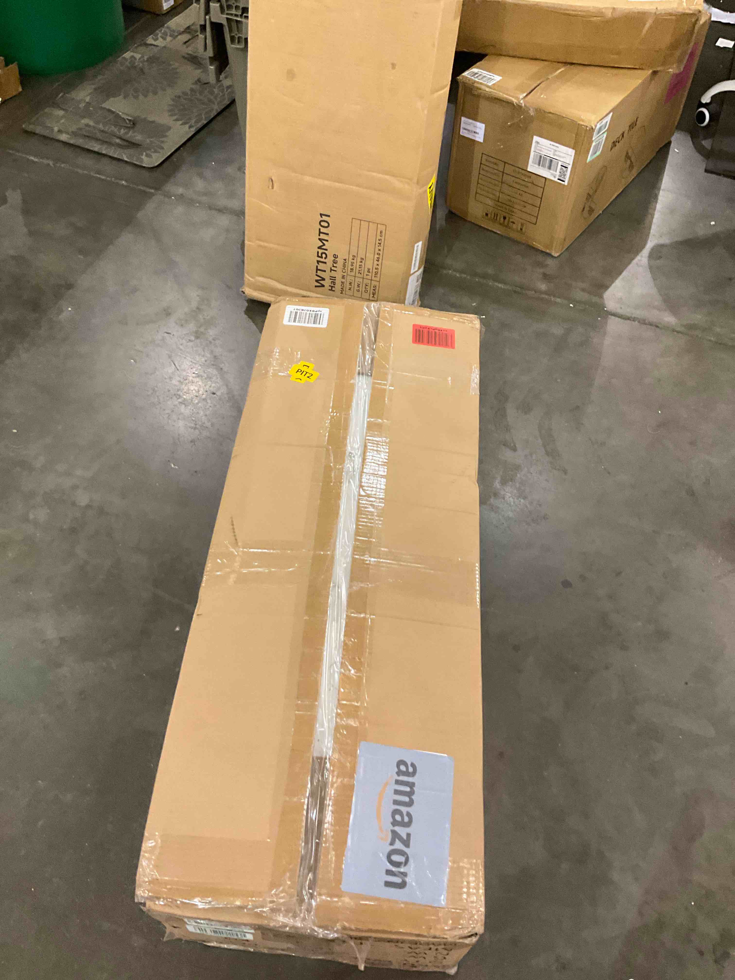 https://s3.amazonaws.com/lotting-images-prod/BargainHunt/EXS01656500_1720452750590.jpeg