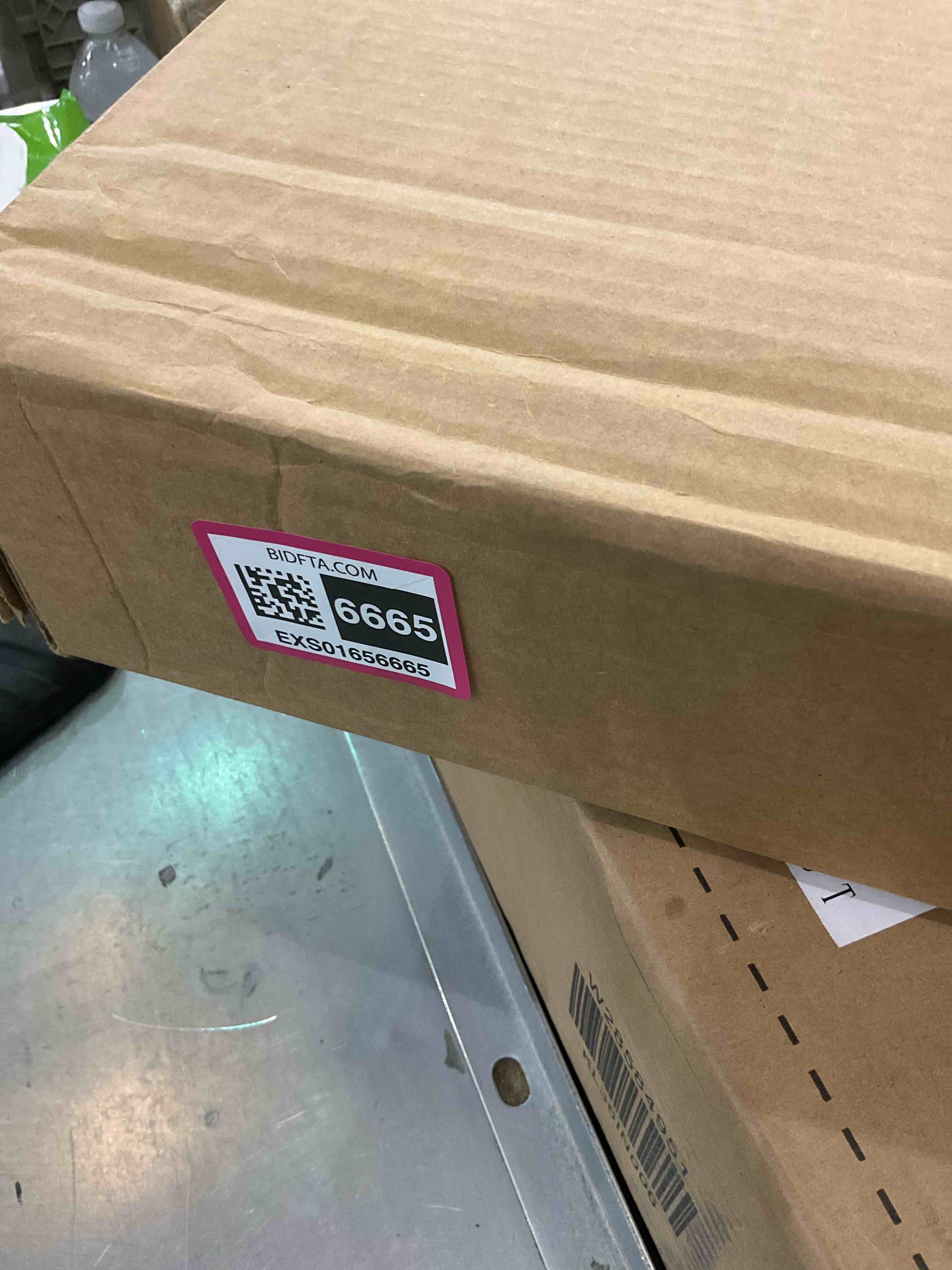 https://s3.amazonaws.com/lotting-images-prod/BargainHunt/EXS01656665_1720016306554.jpeg