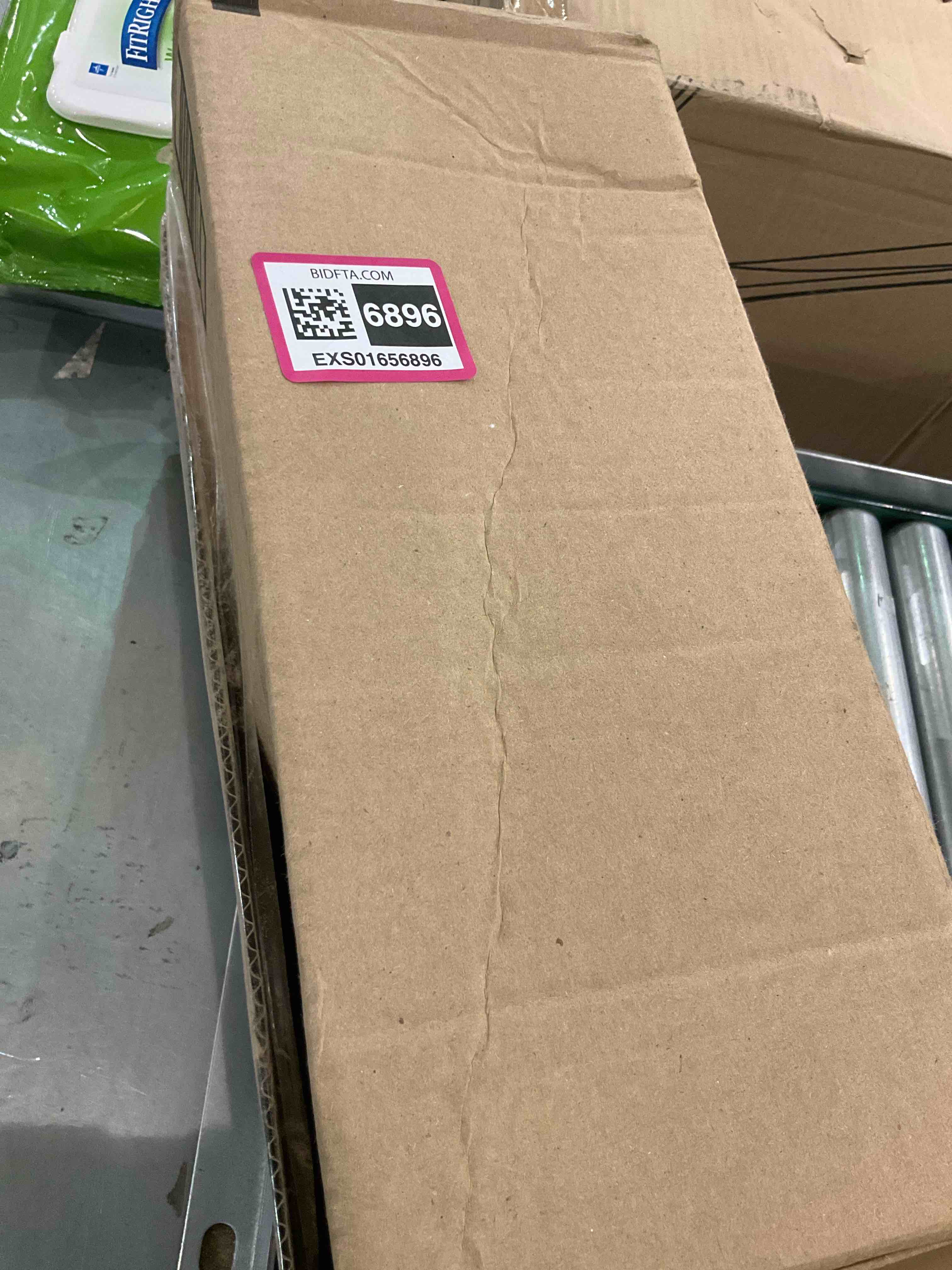 https://s3.amazonaws.com/lotting-images-prod/BargainHunt/EXS01656896_1720526899118.jpeg