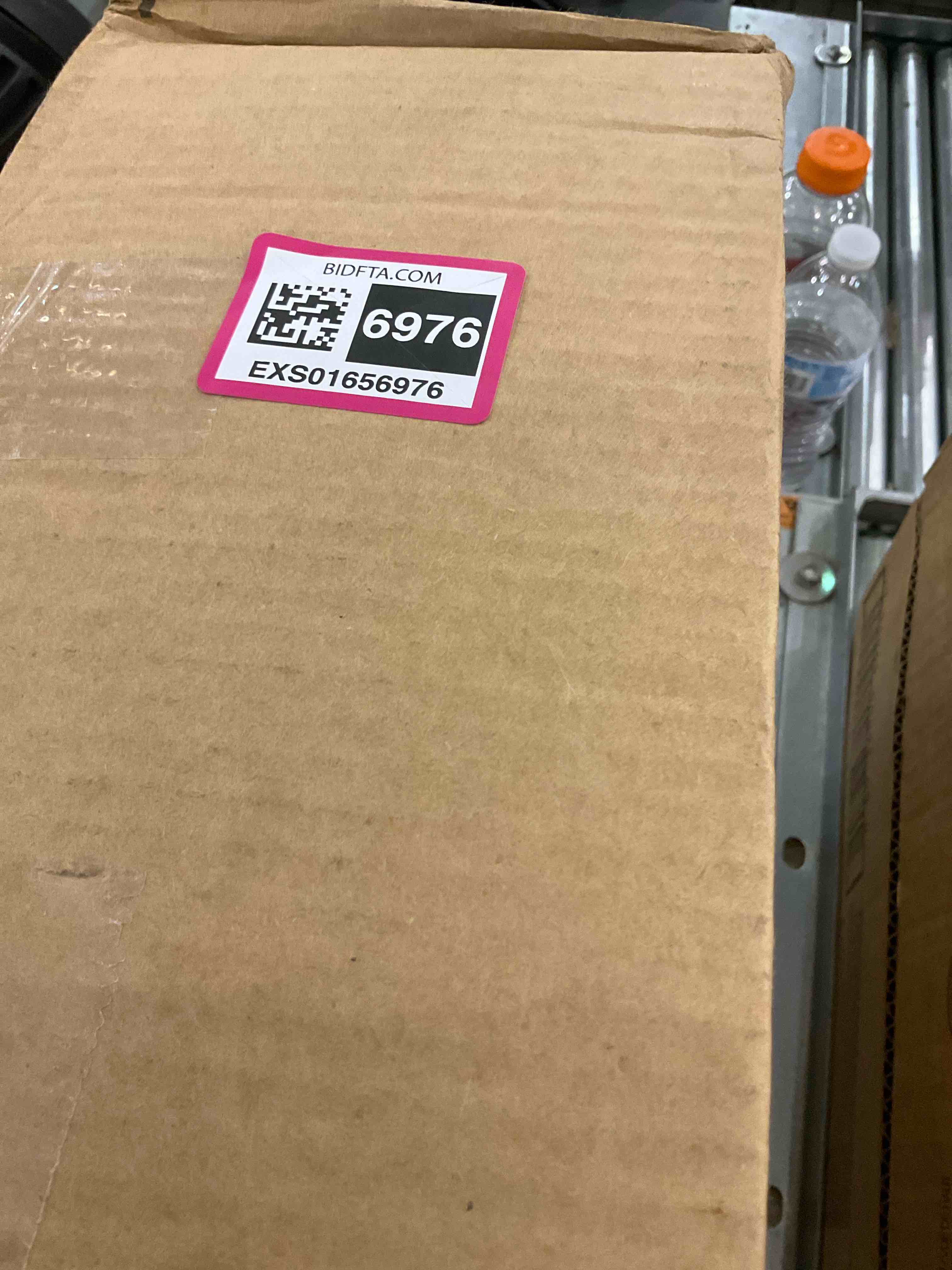 https://s3.amazonaws.com/lotting-images-prod/BargainHunt/EXS01656976_1720551560884.jpeg