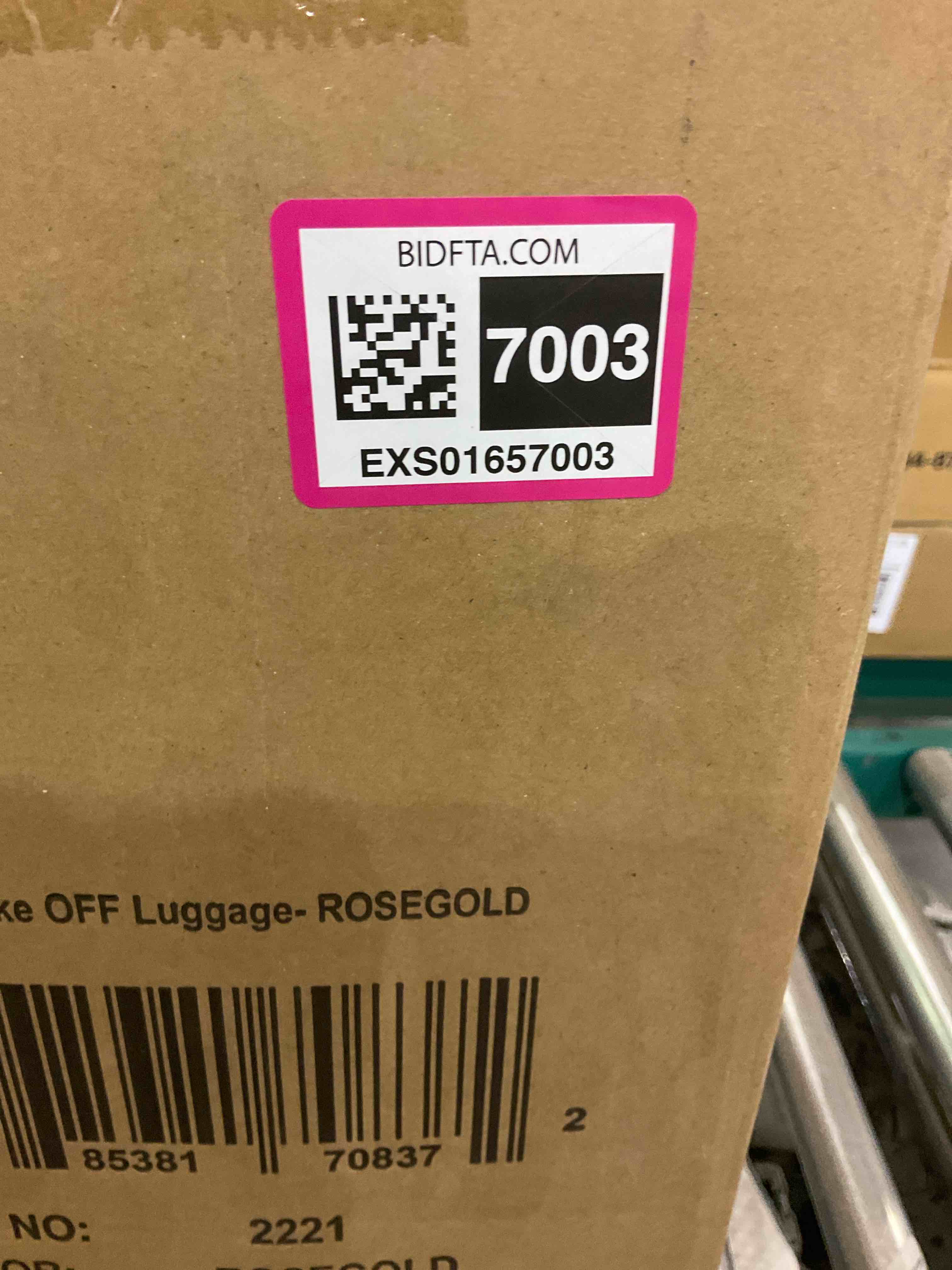 https://s3.amazonaws.com/lotting-images-prod/BargainHunt/EXS01657003_1721656793348.jpeg