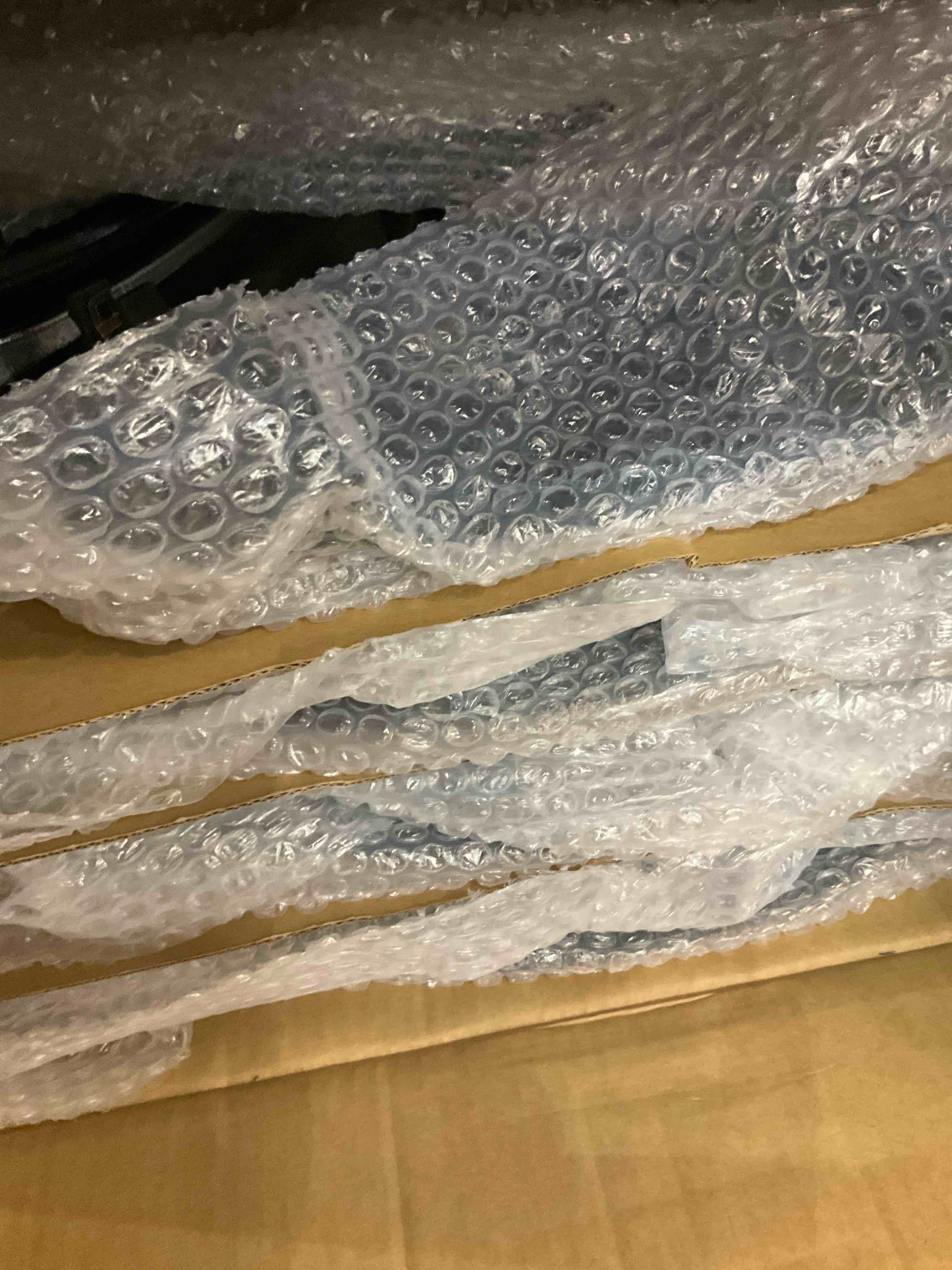 https://s3.amazonaws.com/lotting-images-prod/BargainHunt/EXS01657046_1721667256795.jpeg