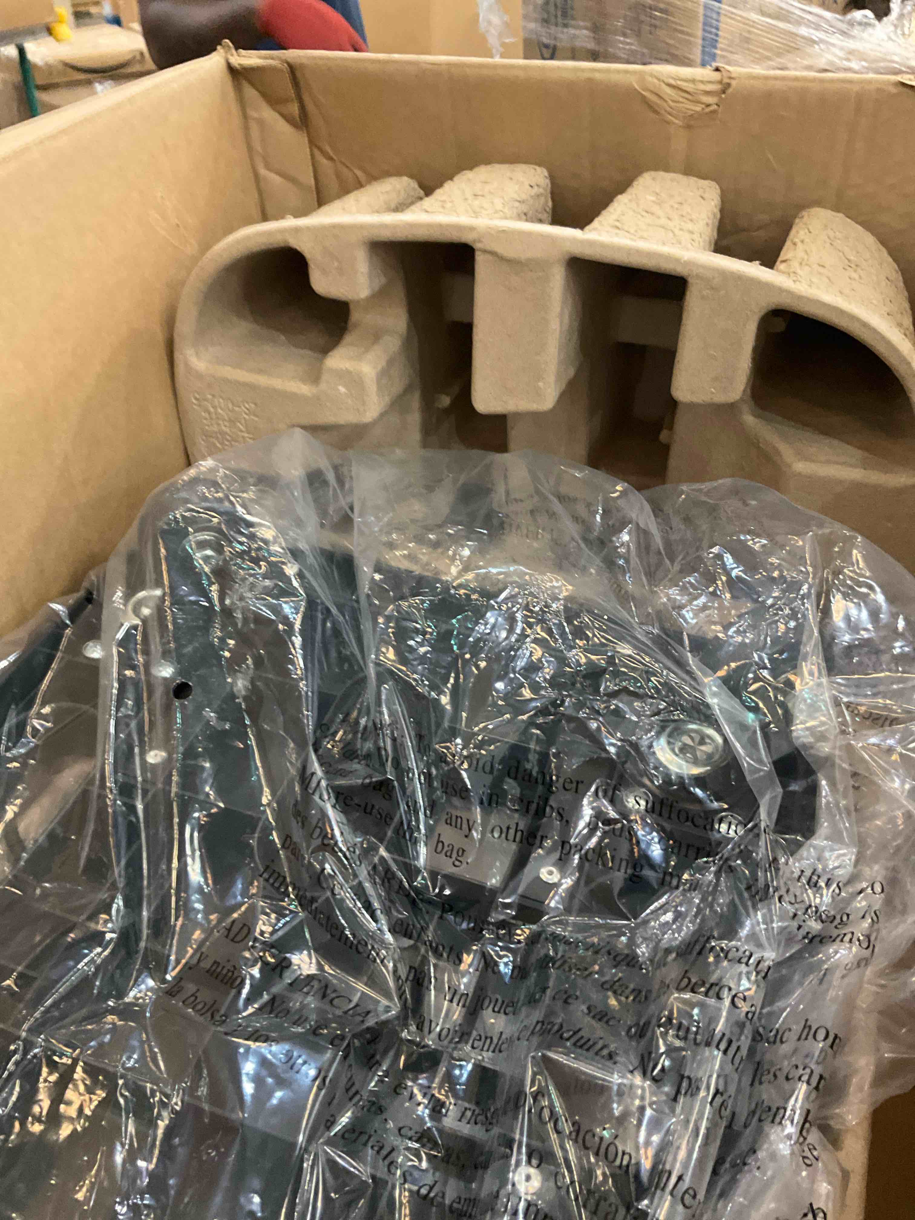 https://s3.amazonaws.com/lotting-images-prod/BargainHunt/EXS01657068_1721673673093.jpeg