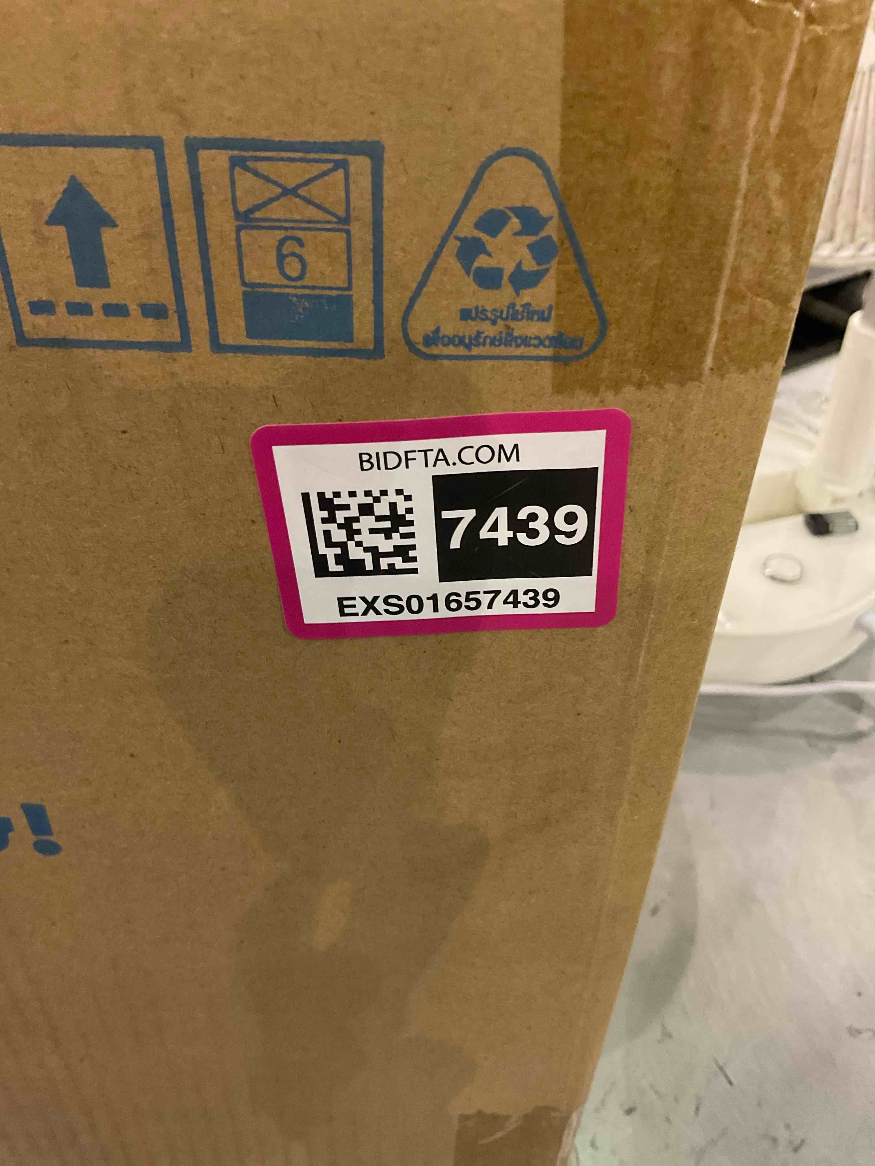 https://s3.amazonaws.com/lotting-images-prod/BargainHunt/EXS01657439_1721992636552.jpeg