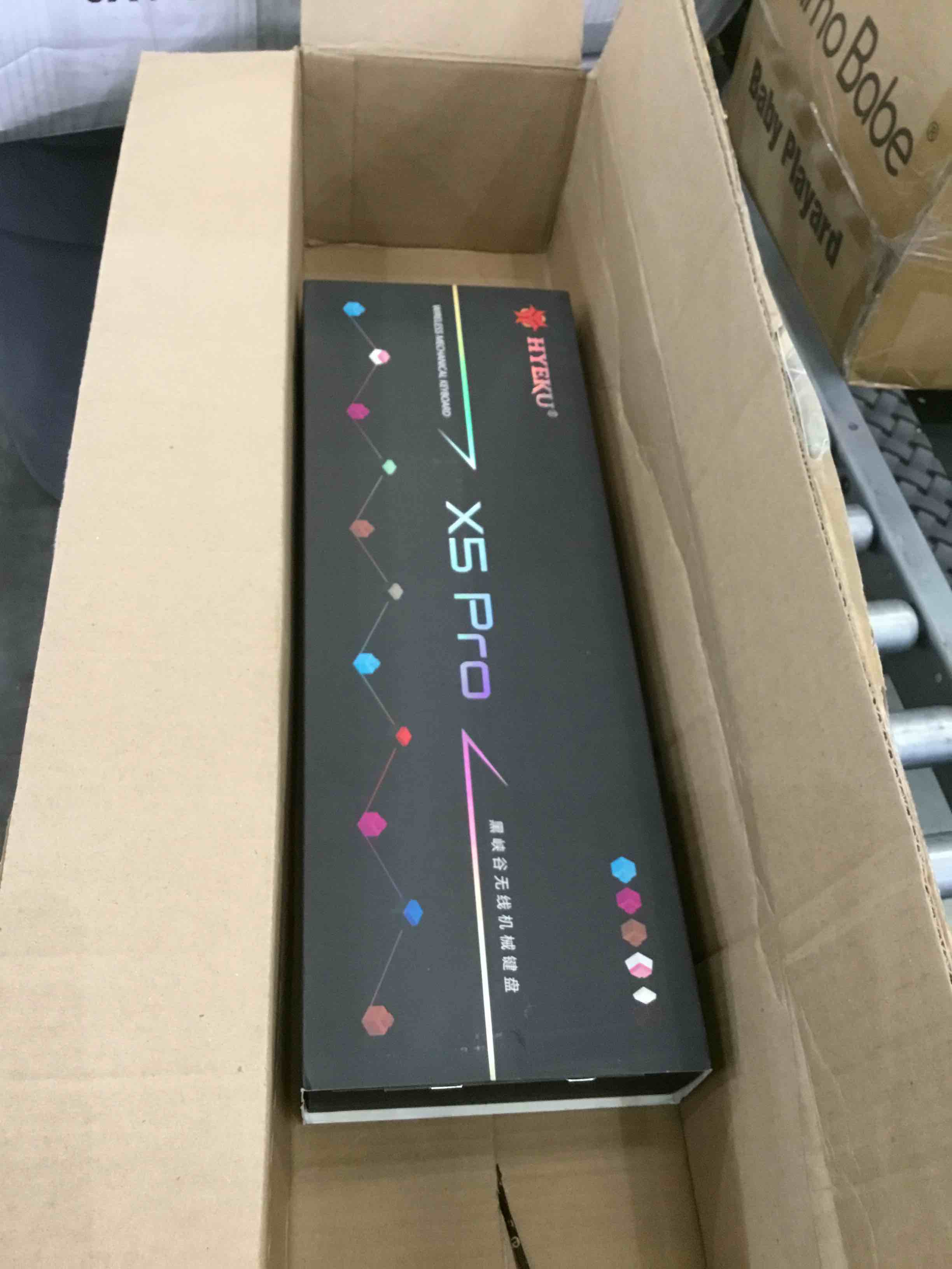 Wireless Mechanical Gaming Keyboard with Transparent Keycaps, 100 Keys Hot-Swap RGB Backlit, 3-Mode BT/2.4G/USB-C, 3000mAh Battery, Ergonomic Keyboard with Wrist Rest for Win/Mac, Silent Switch,Black