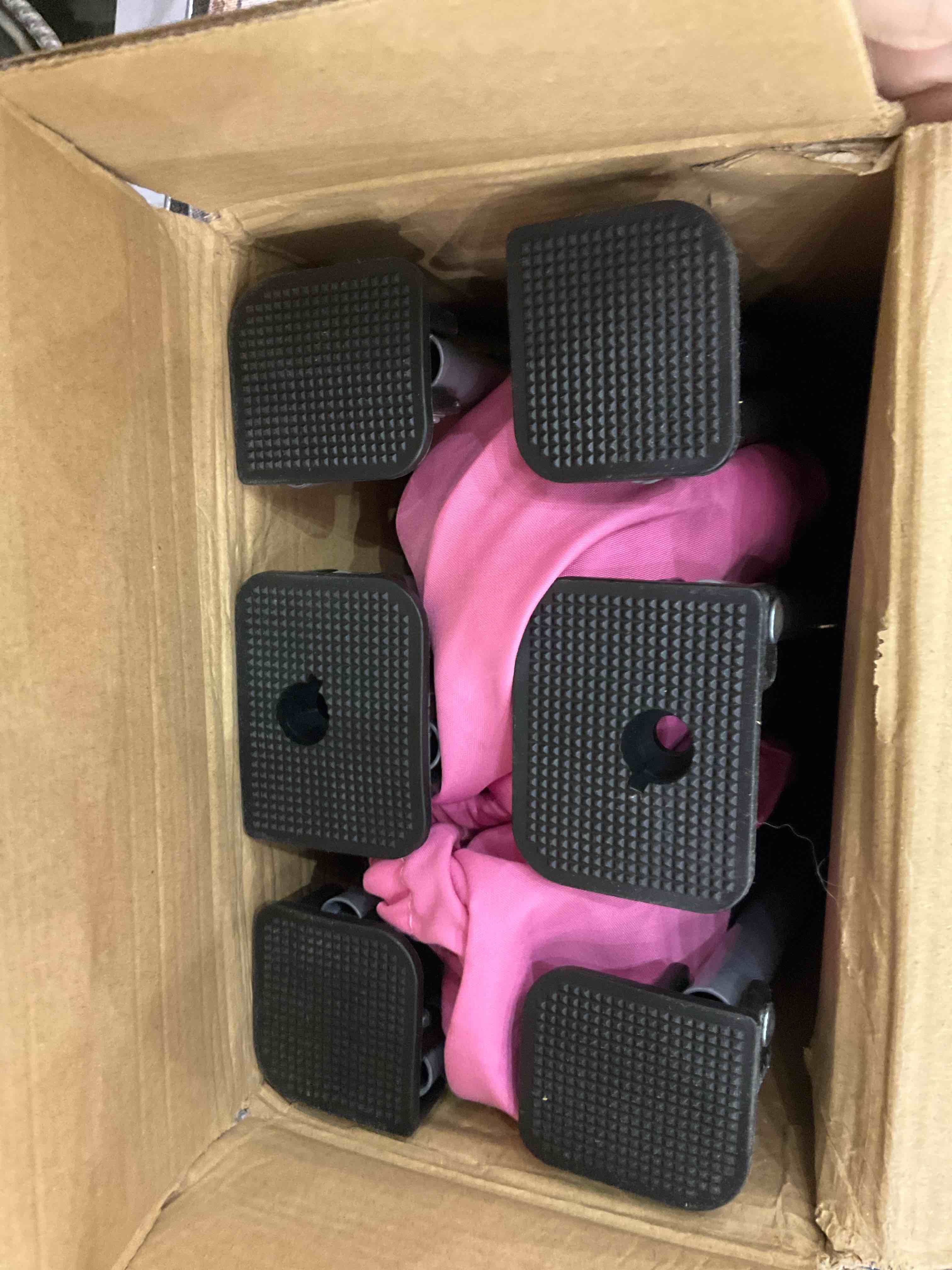 https://s3.amazonaws.com/lotting-images-prod/BargainHunt/EXS01658109_1720622712006.jpeg