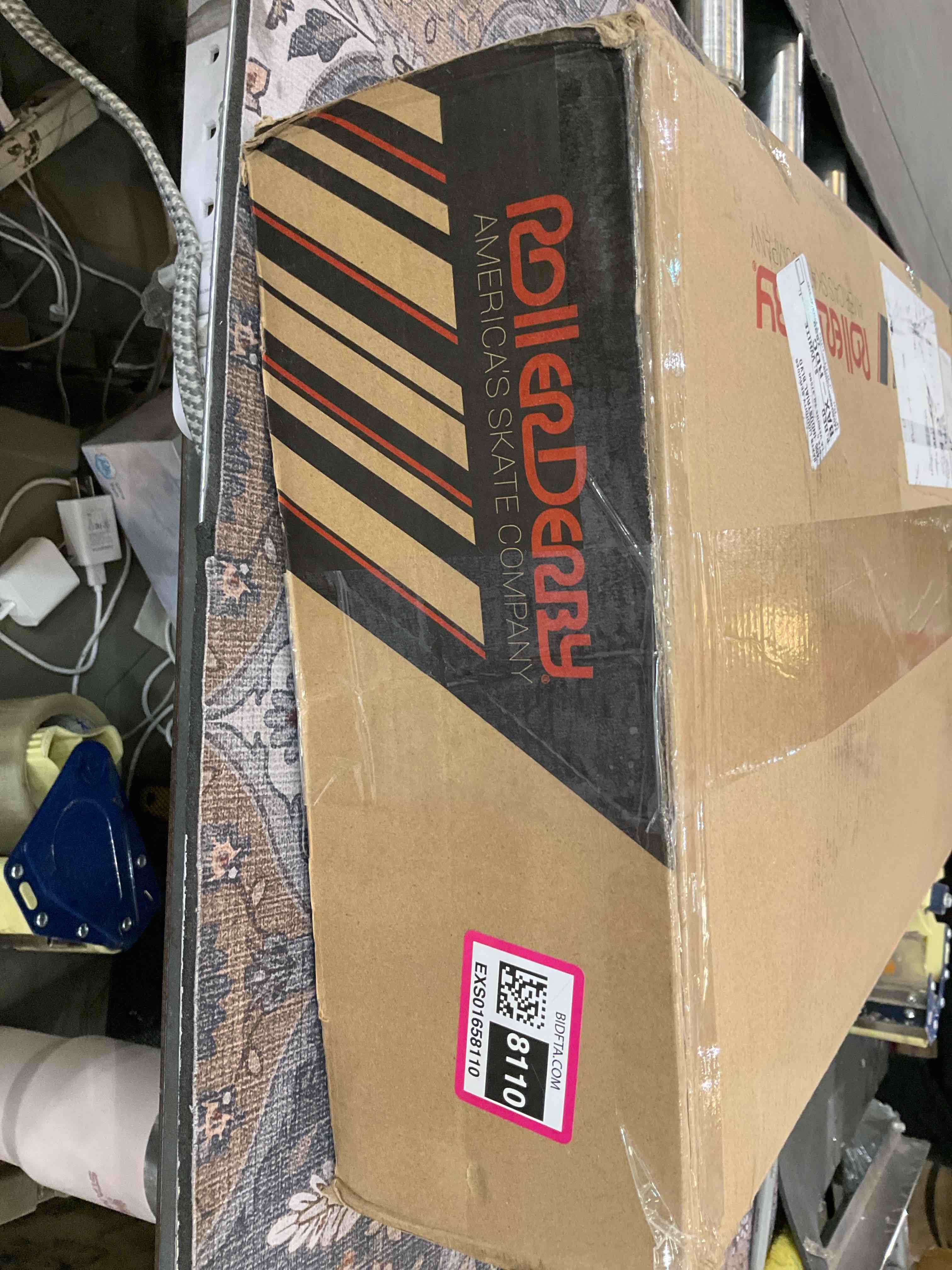 https://s3.amazonaws.com/lotting-images-prod/BargainHunt/EXS01658110_1720623179016.jpeg